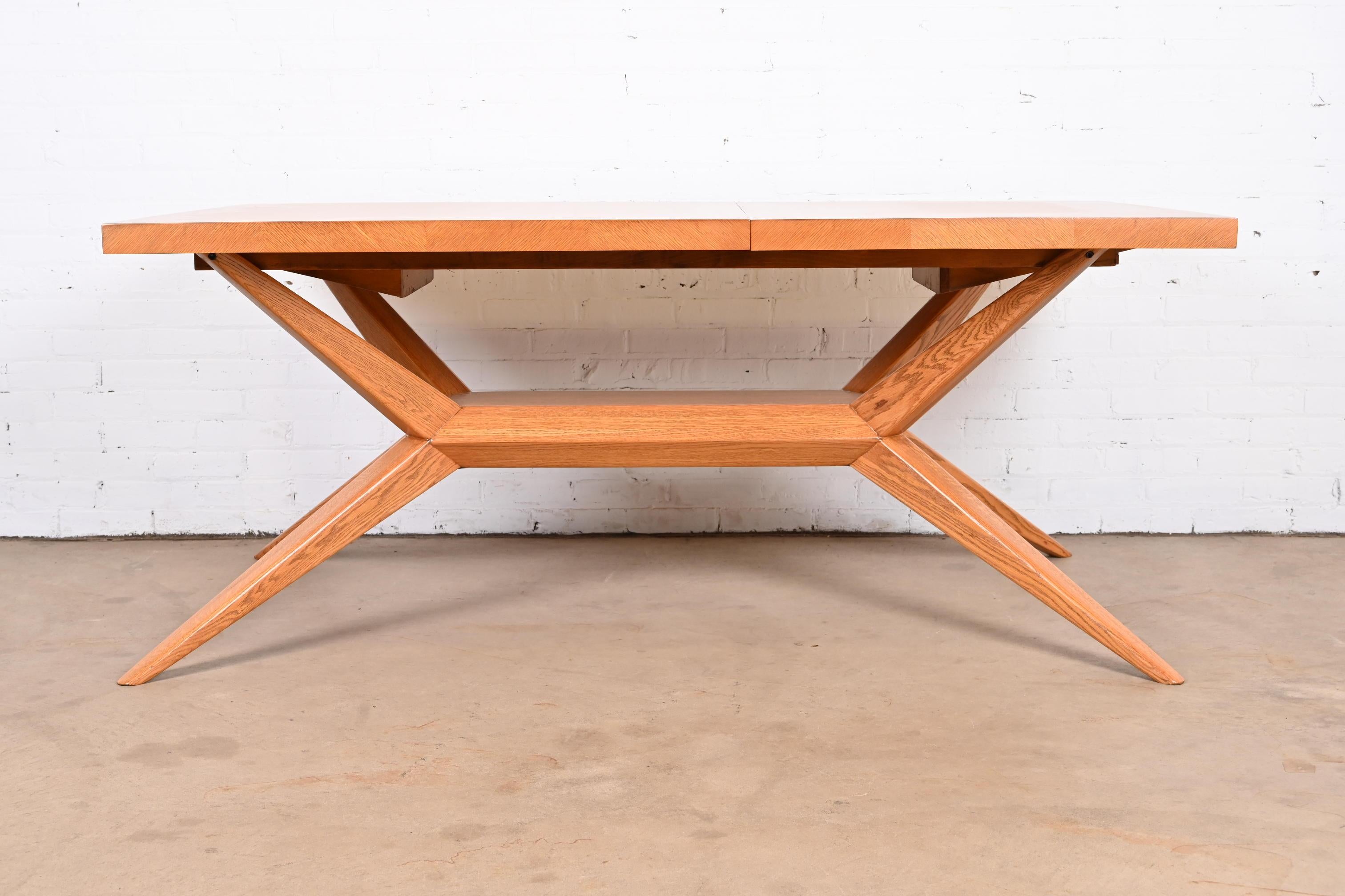 Harold Schwartz for Romweber Oak Spider Leg Dining Table, Newly Refinished For Sale 5