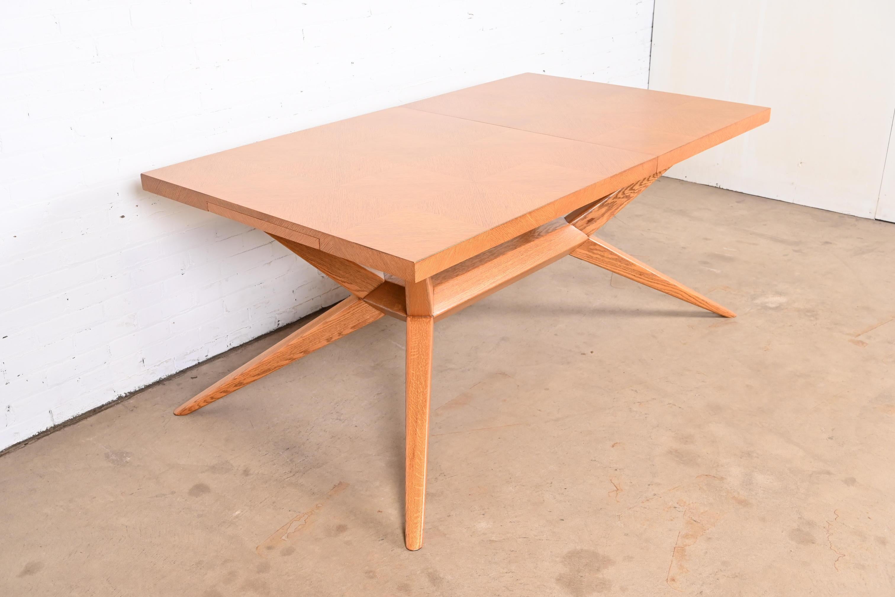 Harold Schwartz for Romweber Oak Spider Leg Dining Table, Newly Refinished For Sale 8