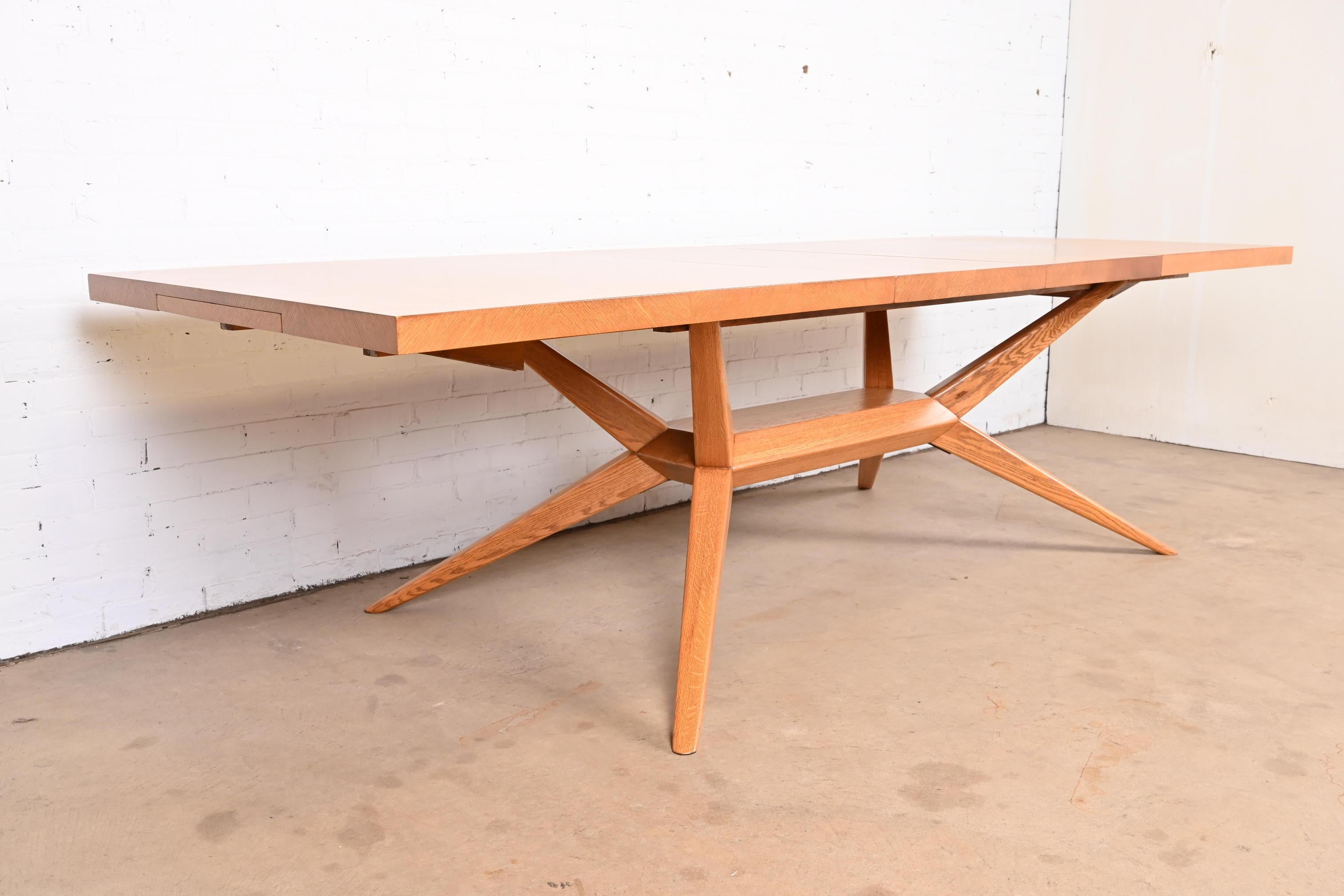 Harold Schwartz for Romweber Oak Spider Leg Dining Table, Newly Refinished In Good Condition For Sale In South Bend, IN