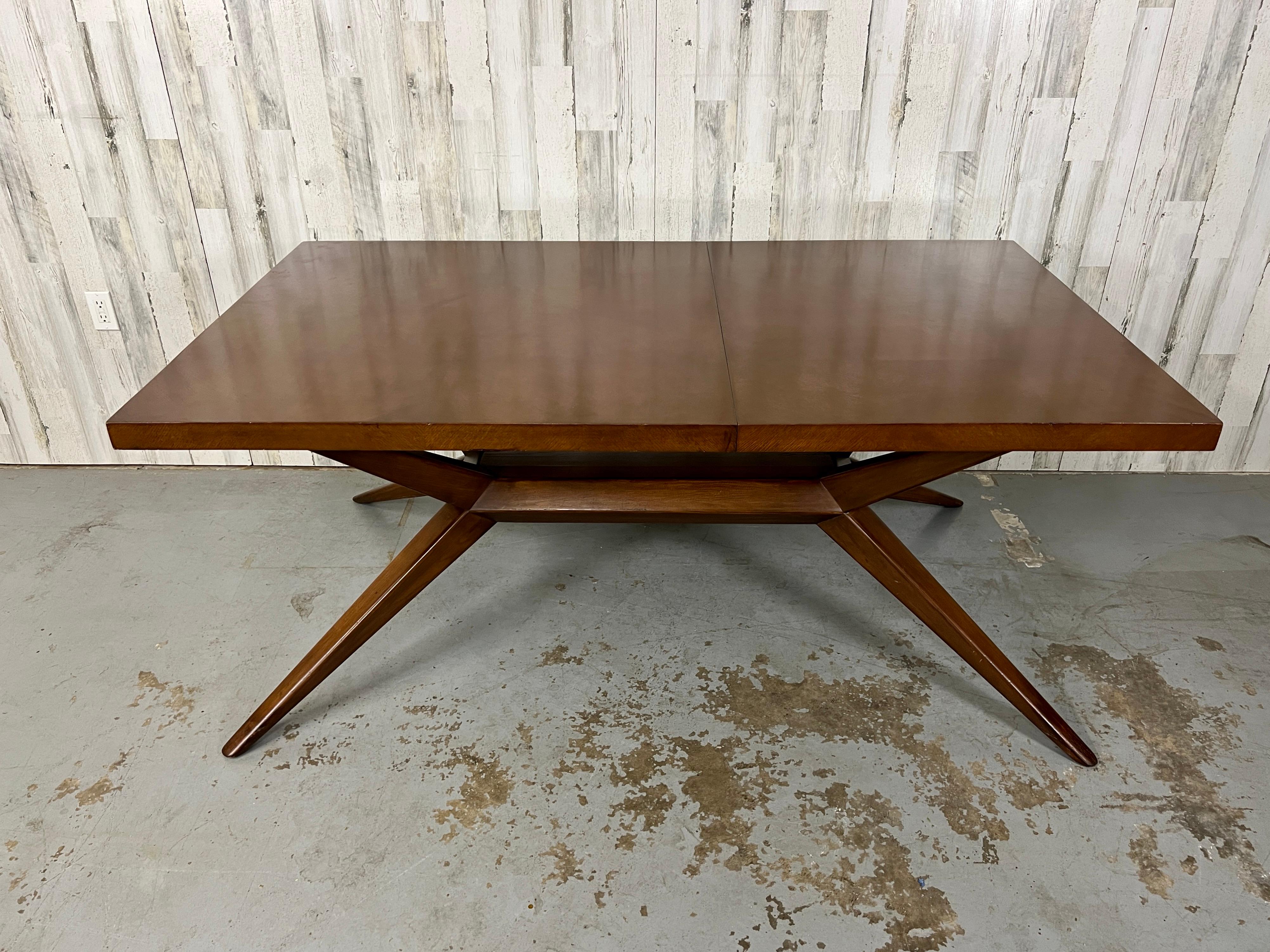 Harold Schwartz for Romweber Spider Leg Dining Table  8