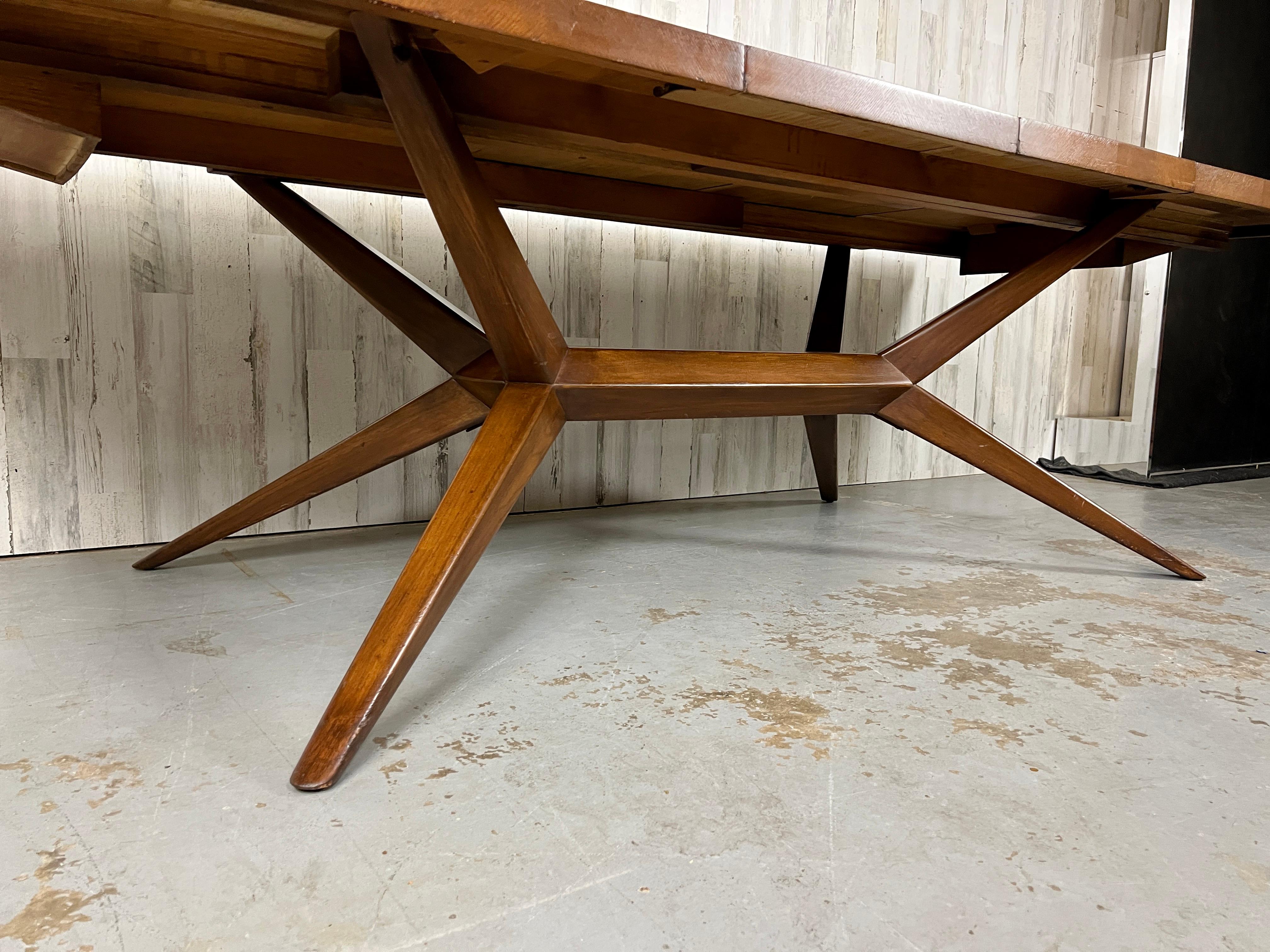 Harold Schwartz for Romweber Spider Leg Dining Table In Good Condition In Denton, TX
