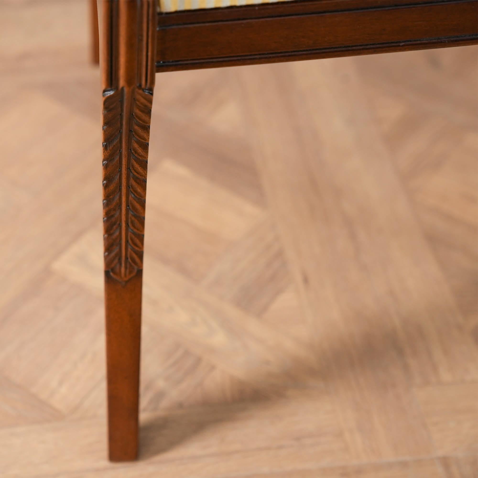 Sedie con schienale ad arpa, set di 10 in vendita 5