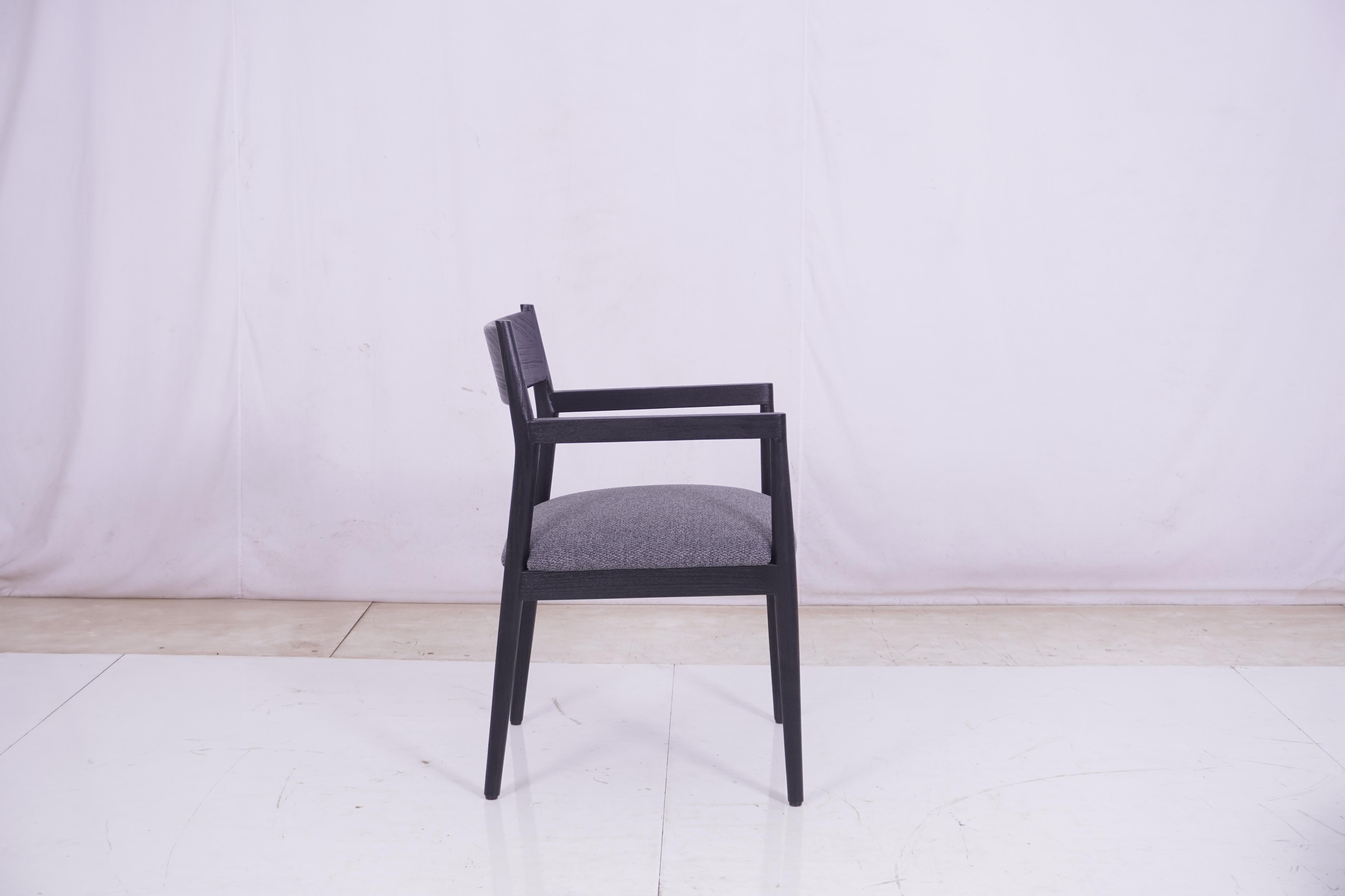 Contemporary Harper Dining Chair Armchair, Teak Wood in a Black Finish. Set of 6 chairs For Sale