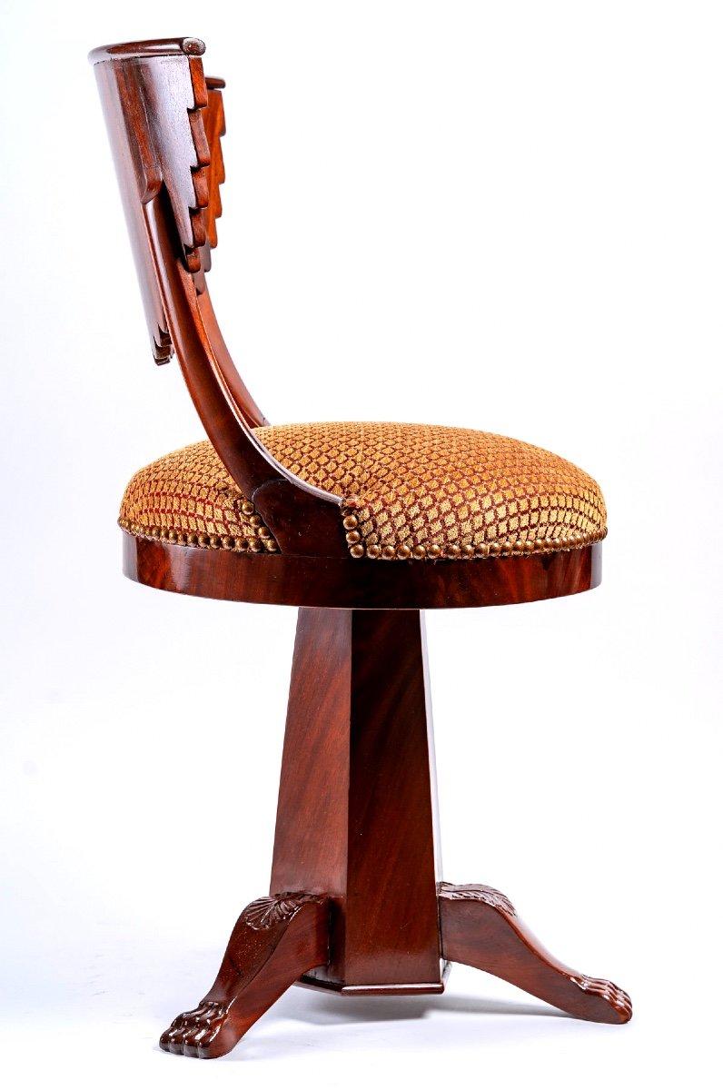 Harpist Chair Mahogany and Mahogany Veneer, Period: Restoration, 19th Century For Sale 1