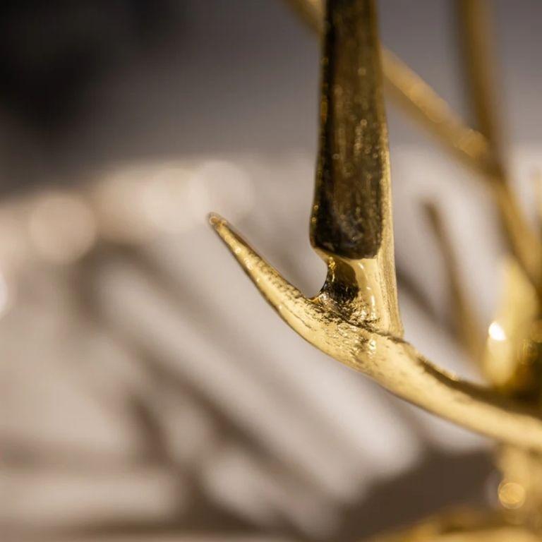 The Harriak Sculpture is a poetic celebration of nature’s vitality, rising from the memory of paradise gardens and the graceful motion of birds of paradise reaching toward tropical skies. Crafted with exquisite artistry, its form captures the