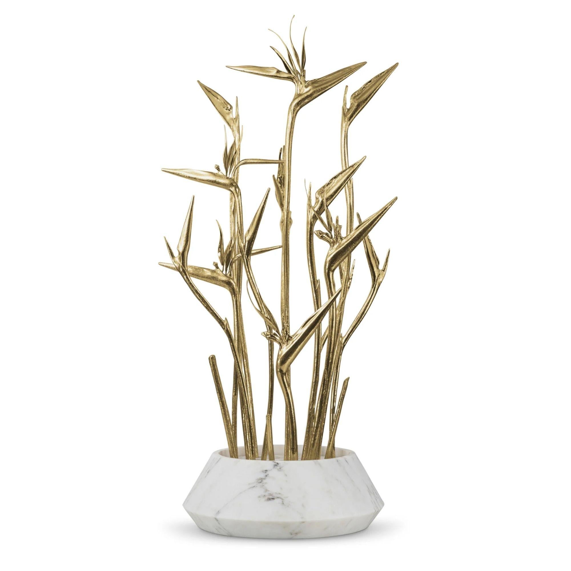 Harriak - Elegante vaso scultoreo in marmo Estremoz con forma organica