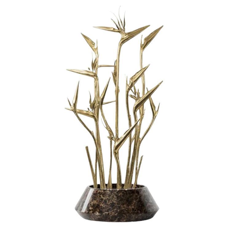 Harriak - Vaso scultoreo in marmo Emperador ispirato agli uccelli del paradiso