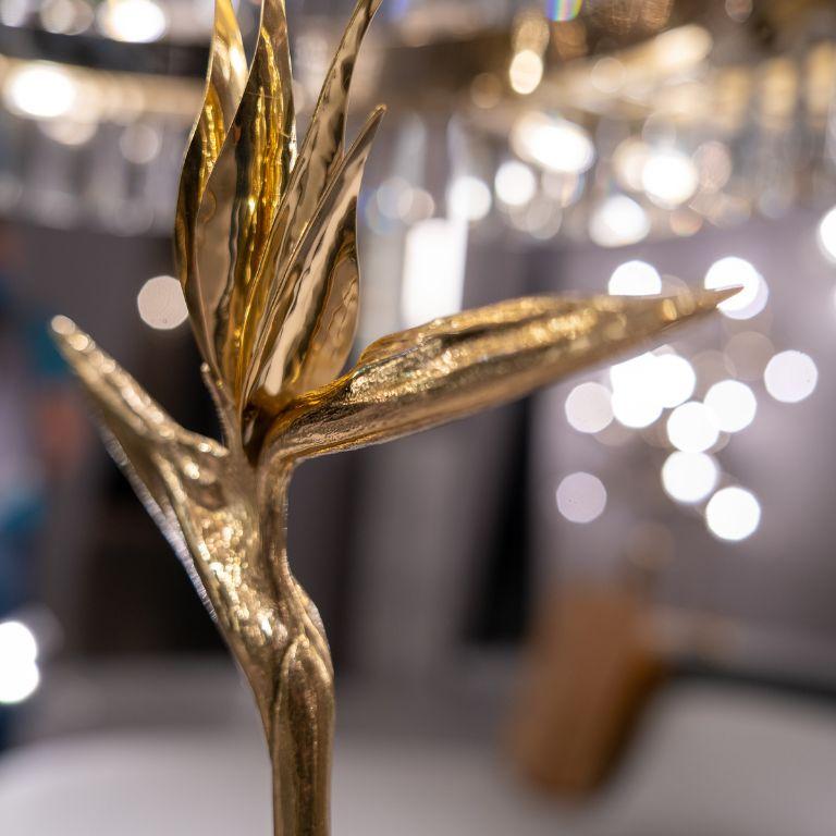 Harriak: Sculptural Vase Inspired Birds of Paradise - Natural Elegance and Form In New Condition In Porto, PT