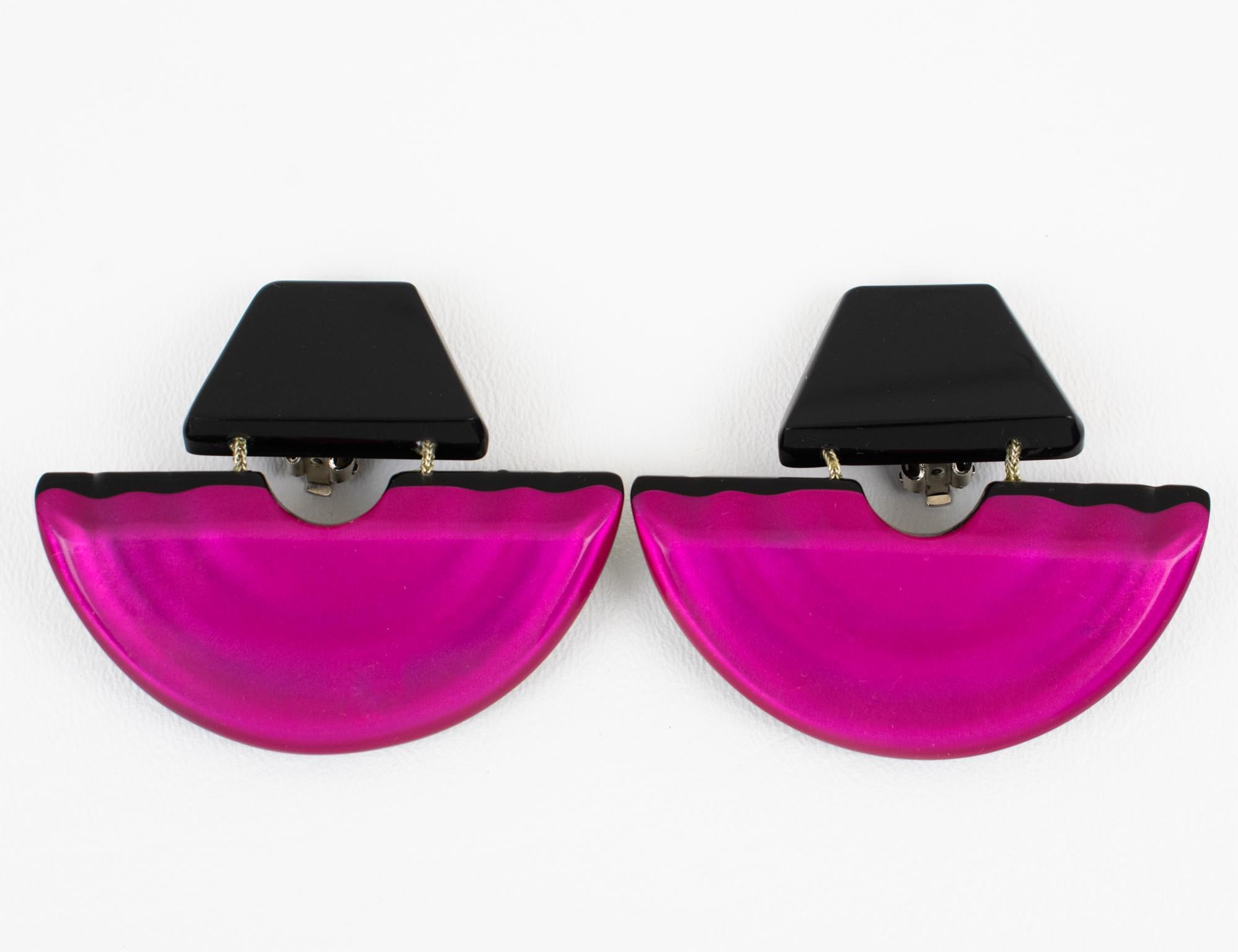 Modern Harriet Bauknight by Kaso Fuchsia Dangle Clip Earrings For Sale