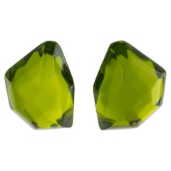 Orecchini a clip in acrilico Lucite verde avocado “Giant Ice Cube” di Harriet Bauknight Kaso