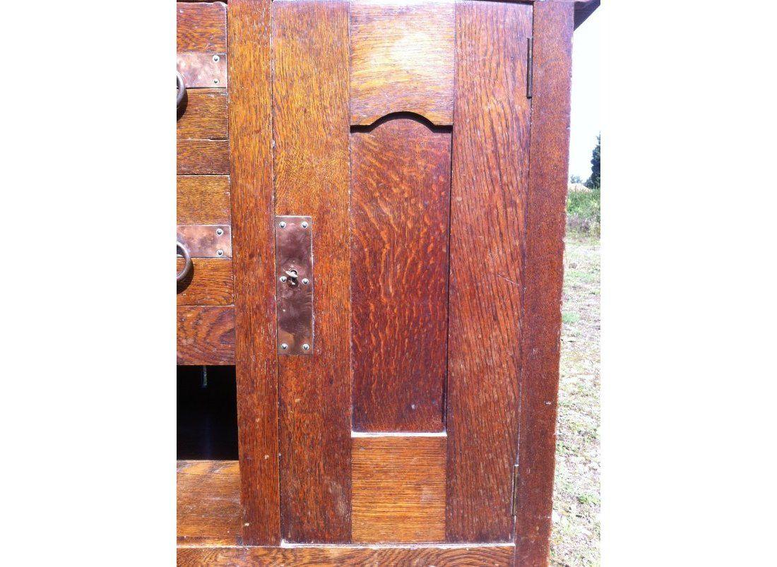 Harris Lebus, Attributed. Arts and Crafts Oak sideboard with Glasgow Style glass For Sale 9