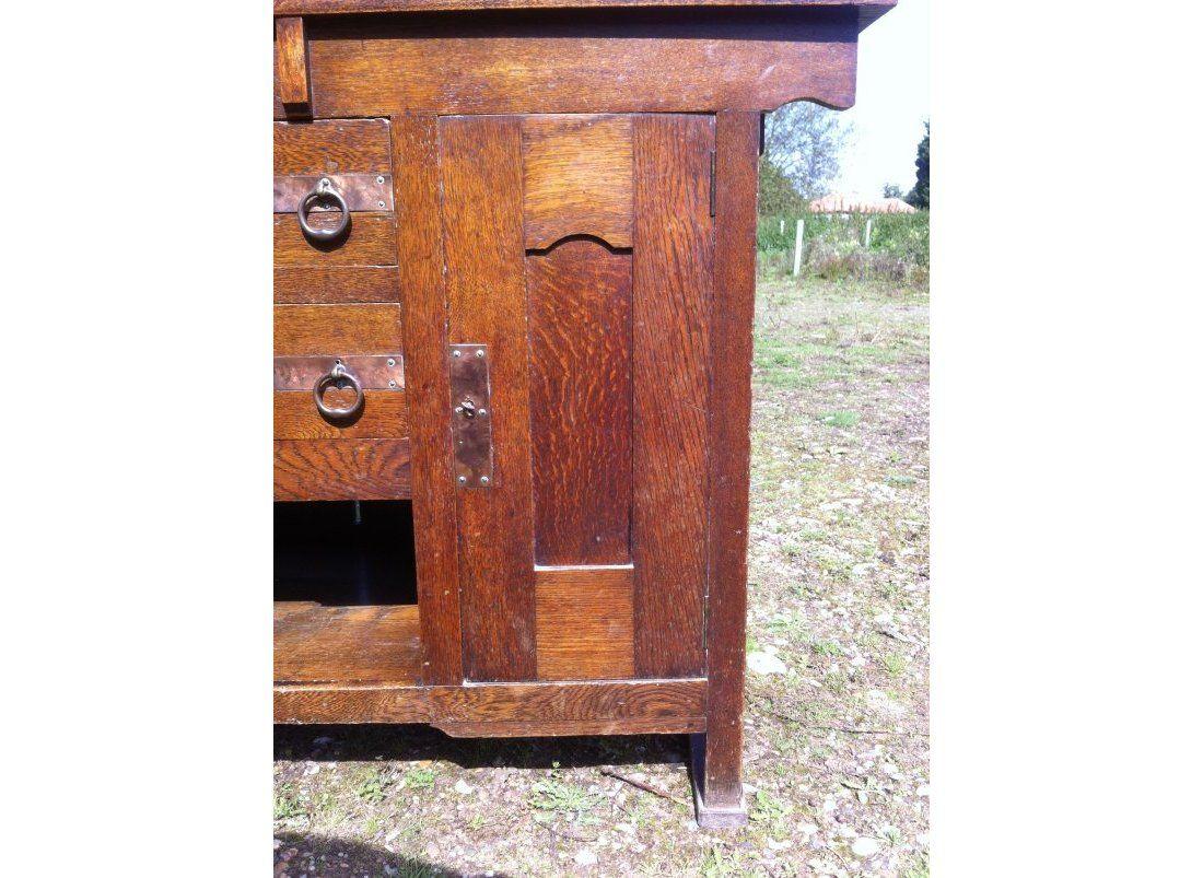 Harris Lebus, Attributed. Arts and Crafts Oak sideboard with Glasgow Style glass For Sale 10
