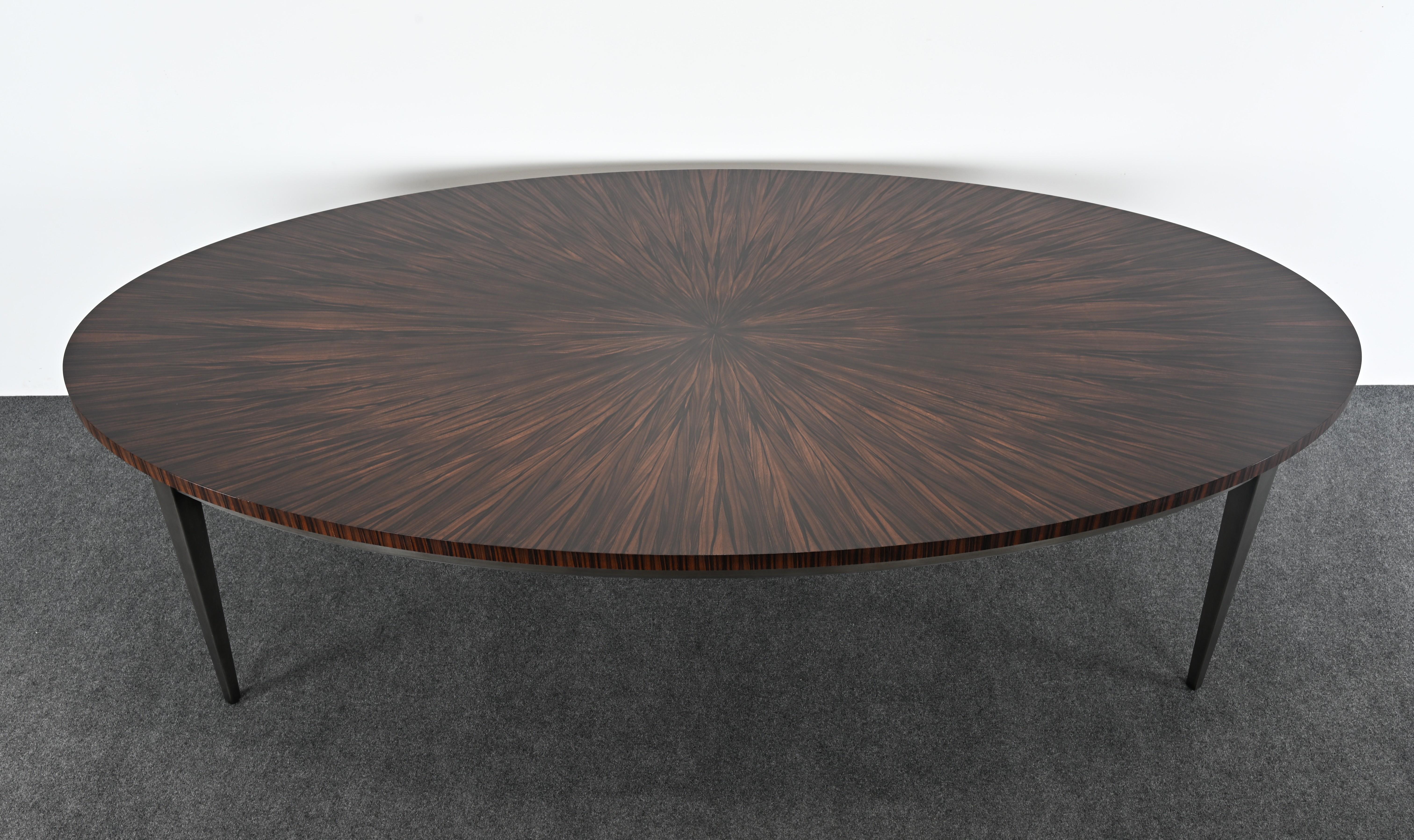 Harris Rubin Esstisch aus Makassar-Ebenholz im Art-déco-Stil, 2010 im Zustand „Gut“ im Angebot in Hamburg, PA