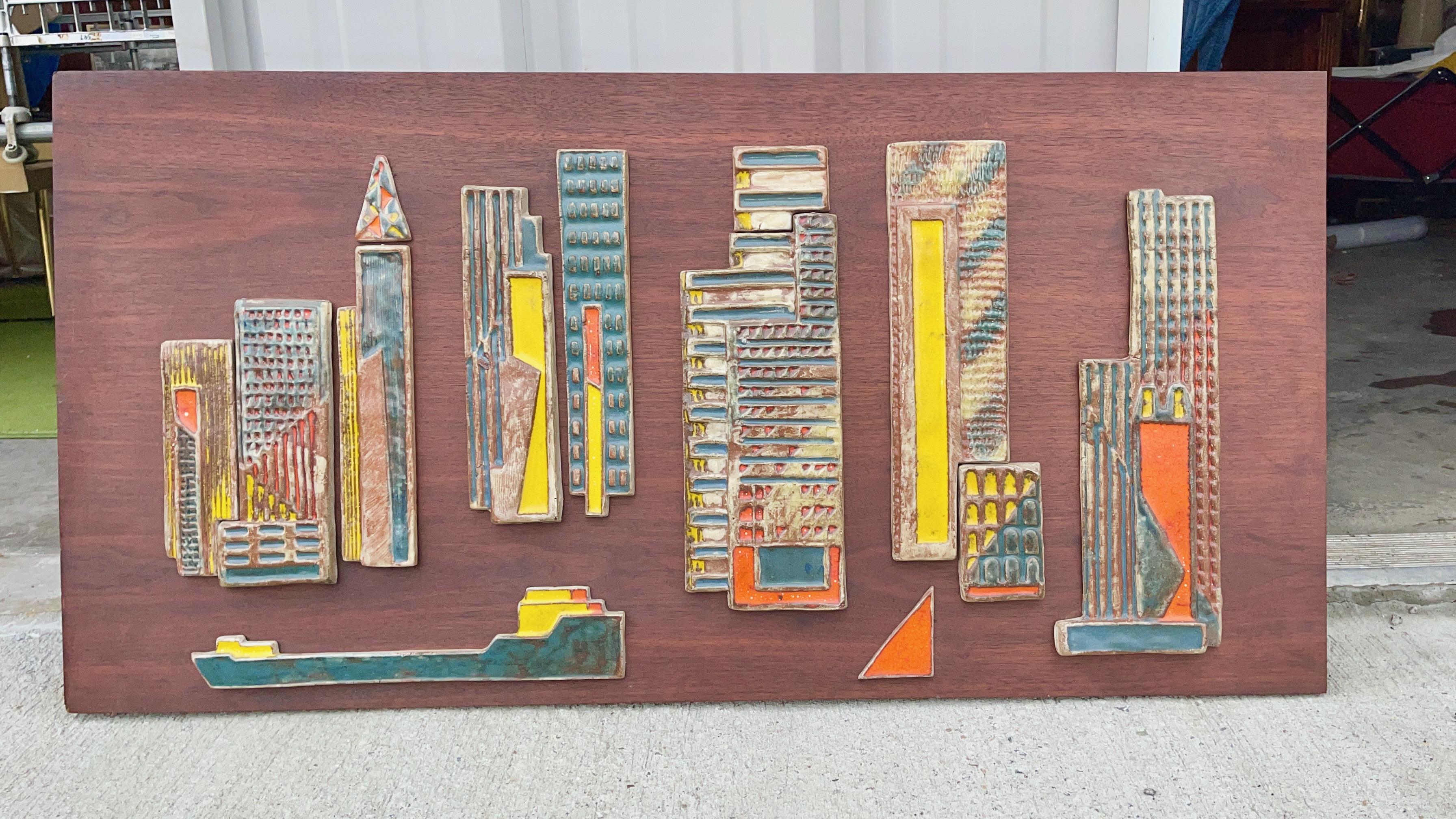 Harris Starke Keramikfliesen Skyline von New York auf Walnussholz  im Angebot 4