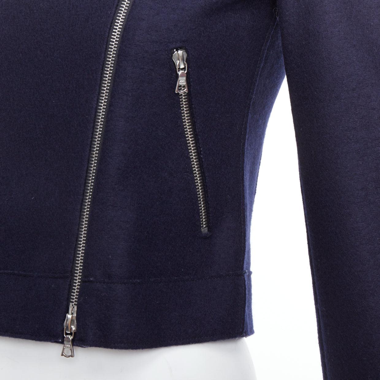 HARRIS WHARF LONDON marineblaue Bikerjacke aus Schurwolle in Kurzform IT38 XS im Angebot 3