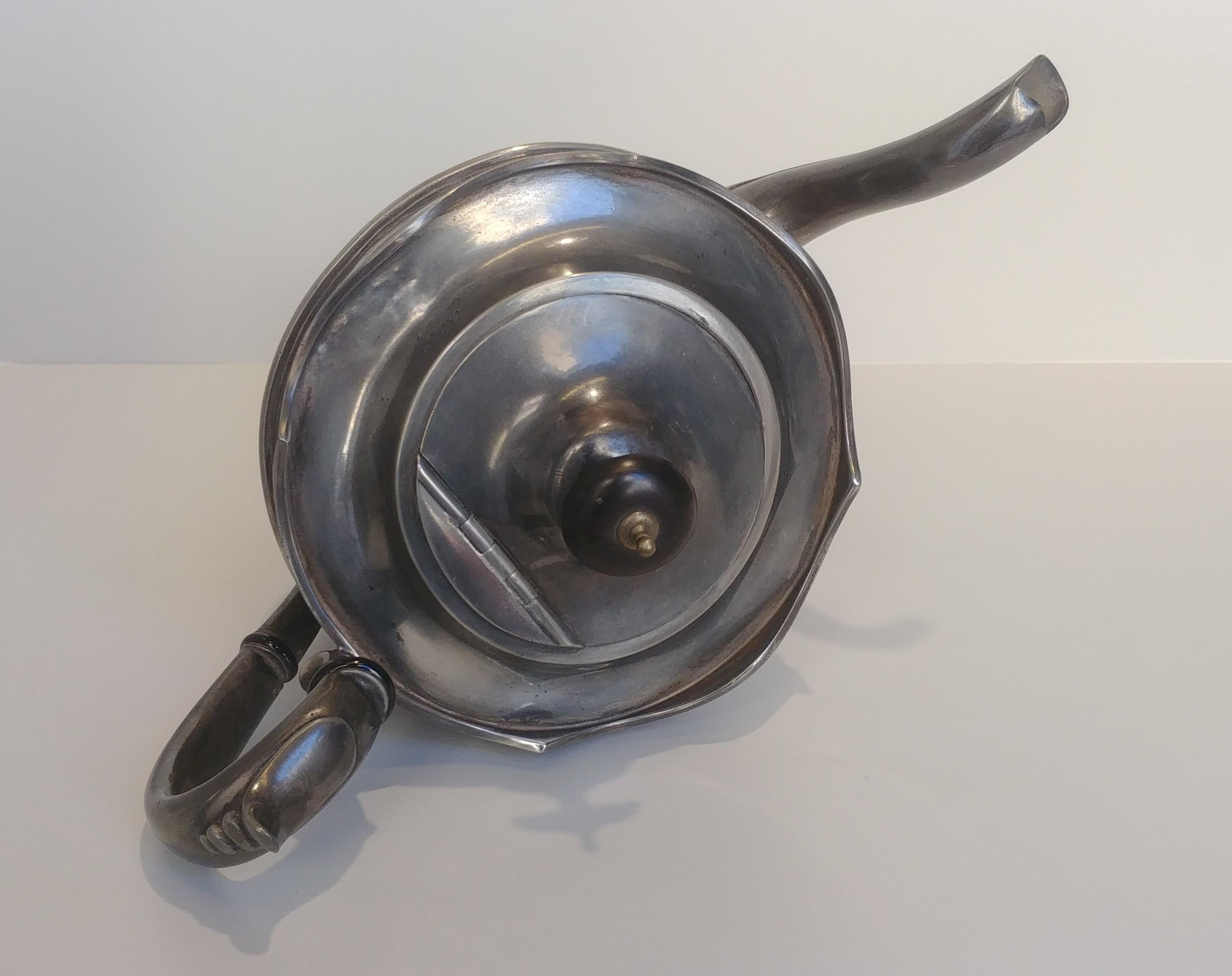 Harrison Fisher & Company Pewter Teapot from 1915 For Sale 3