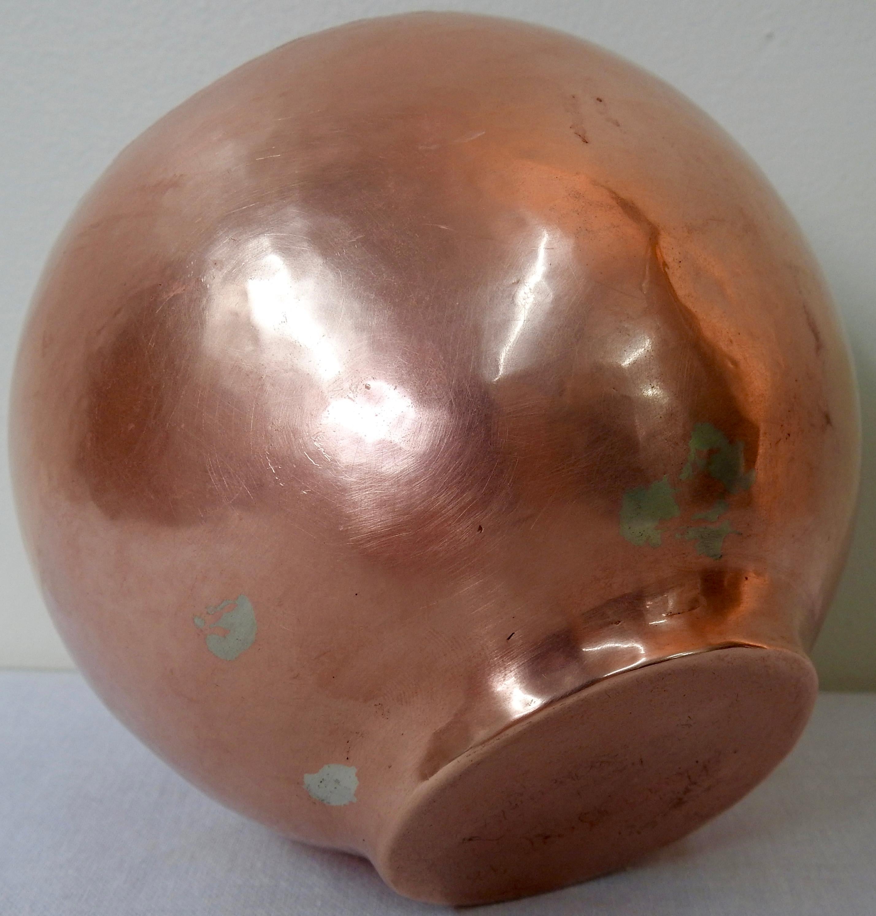 Harrison Handwrought Copper Finish Vessel, 1948 In Distressed Condition For Sale In Cookeville, TN