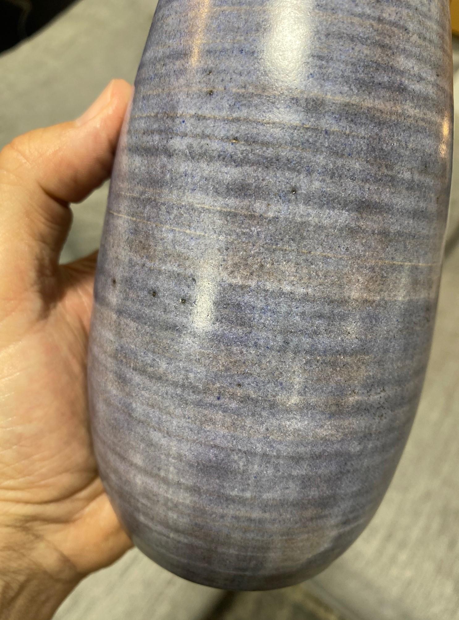Harrison Mcintosh Signed Early Mid-Century Modern California Studio Pottery Vase For Sale 5