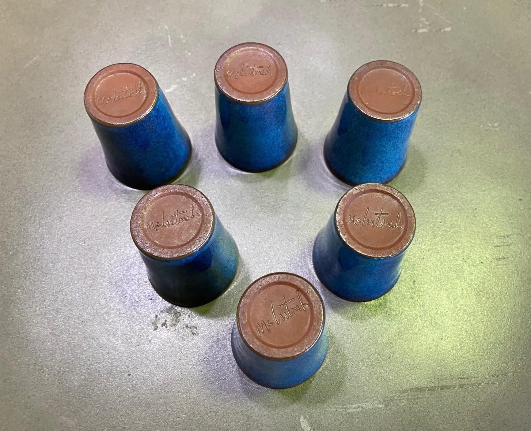 Set di 6 tazze da liquore per sakè in ceramica firmate Harrison Mcintosh, metà secolo, moderno in vendita 2