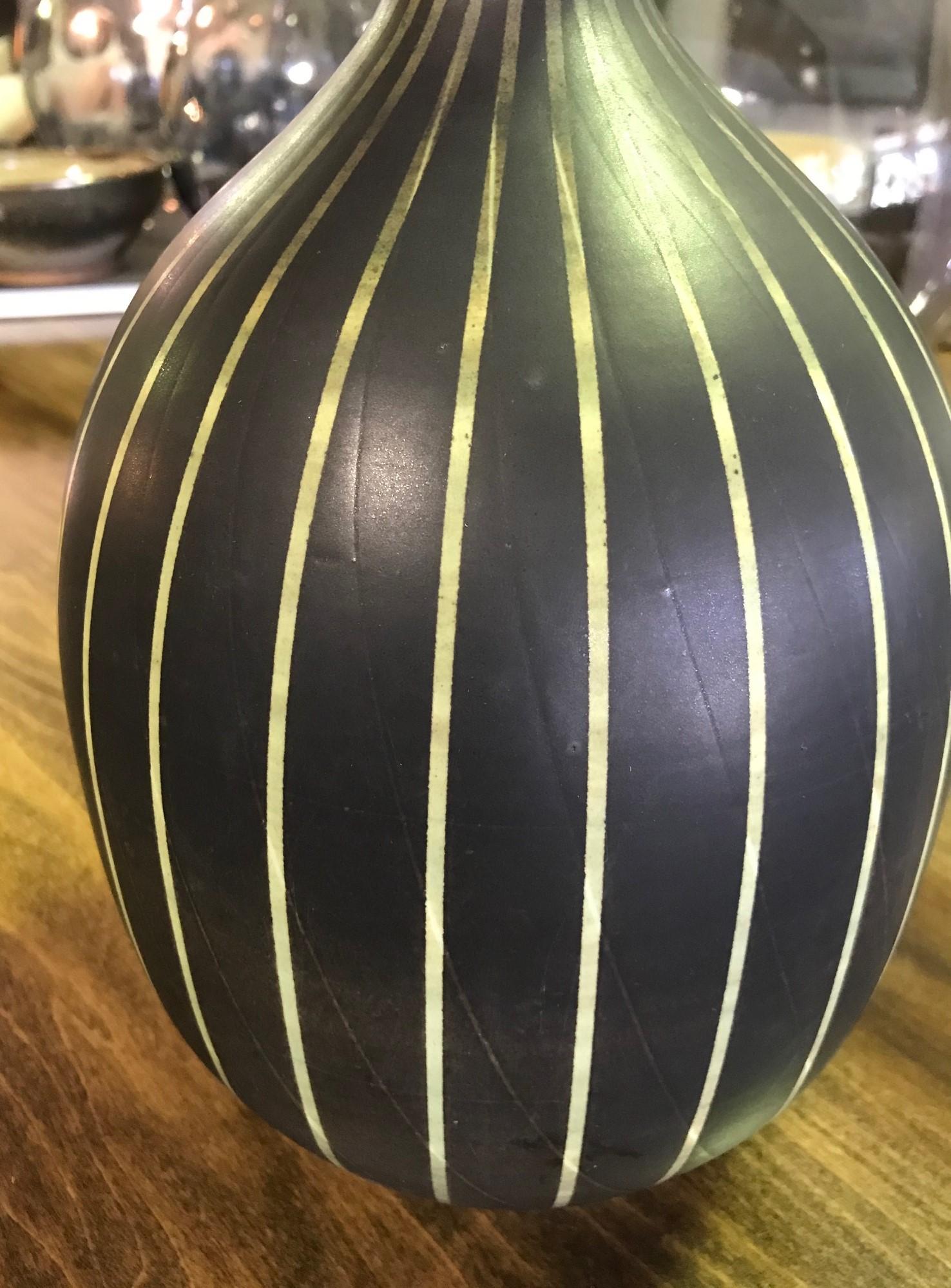 Harrison McIntosh Signed Monumental Midcentury Ceramic Vase with Studio Label In Good Condition In Studio City, CA