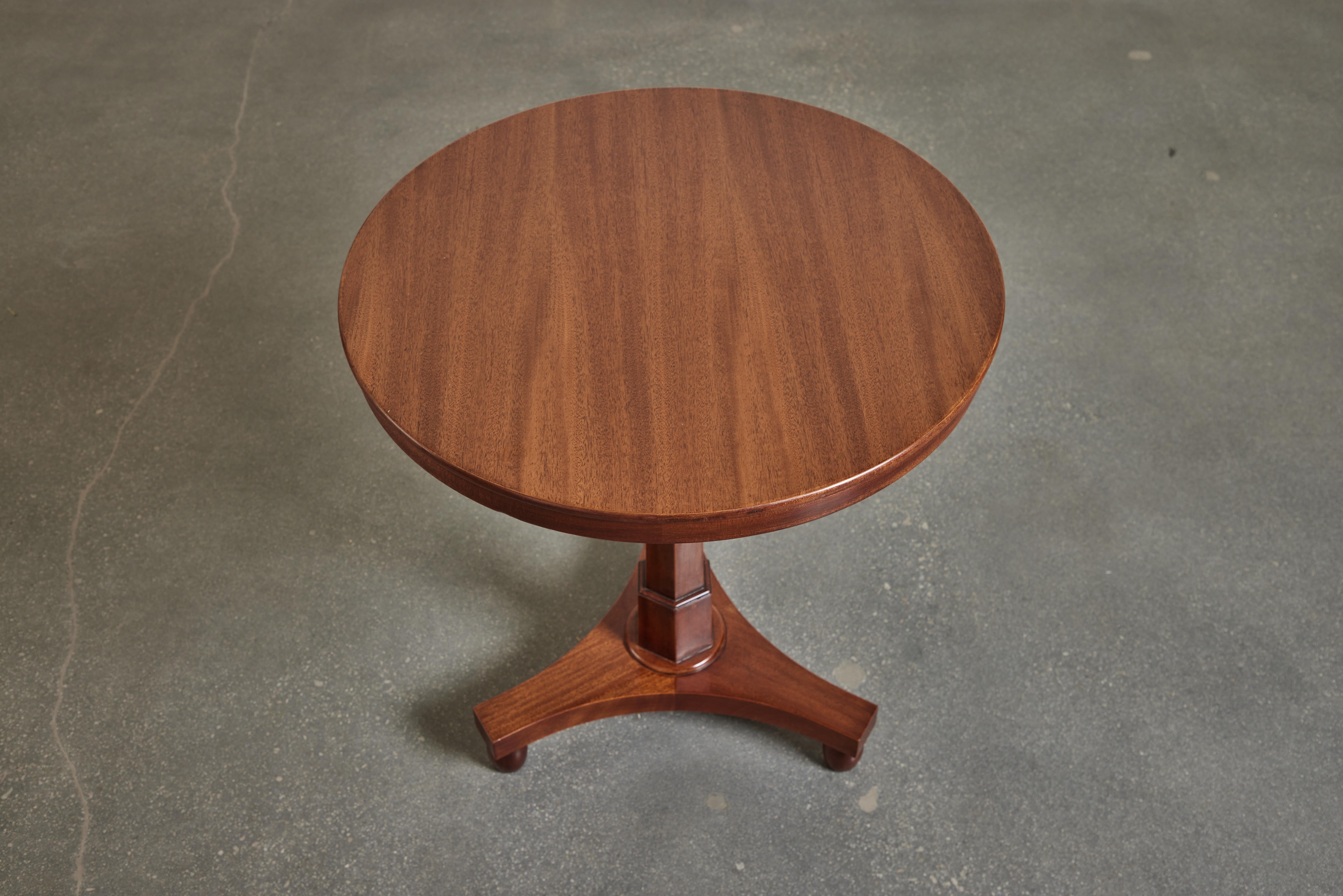 Néoclassique Table d'appoint Harrison en vente