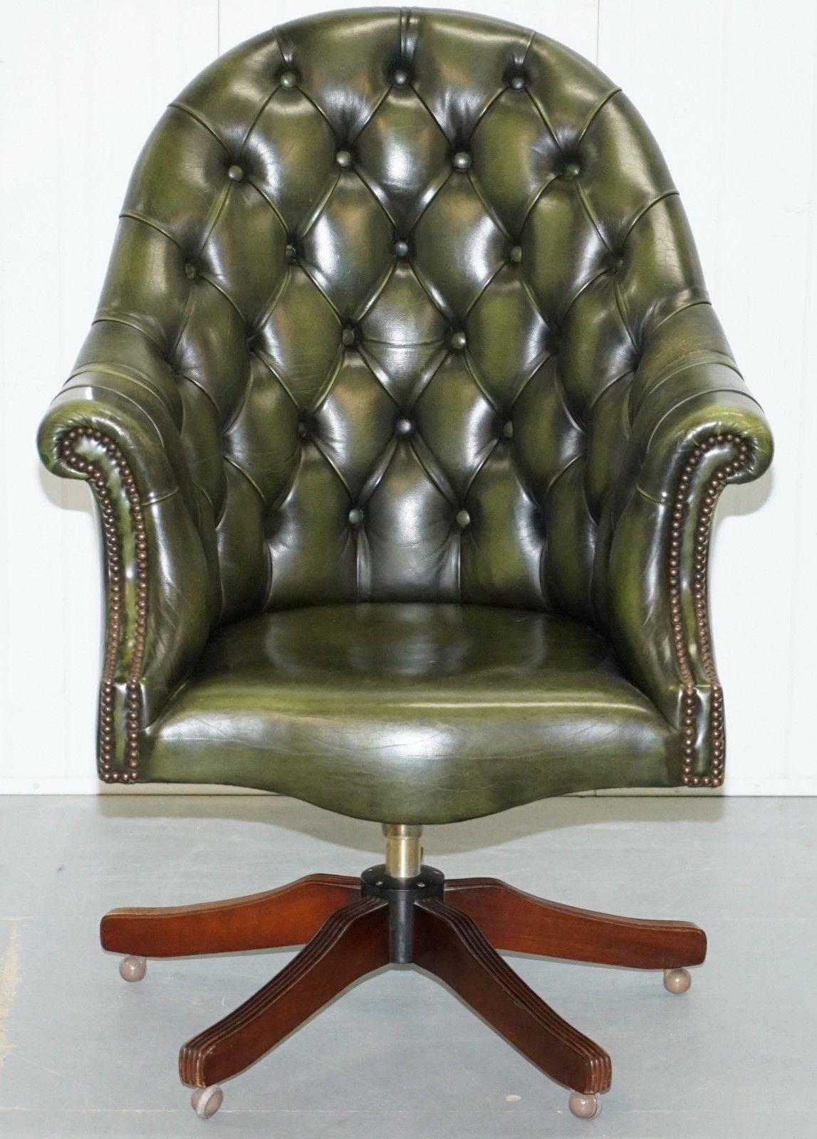 Harrods Chesterfield Direktoren Grünes Leder Executive Captains Bürostuhl (Viktorianisch)