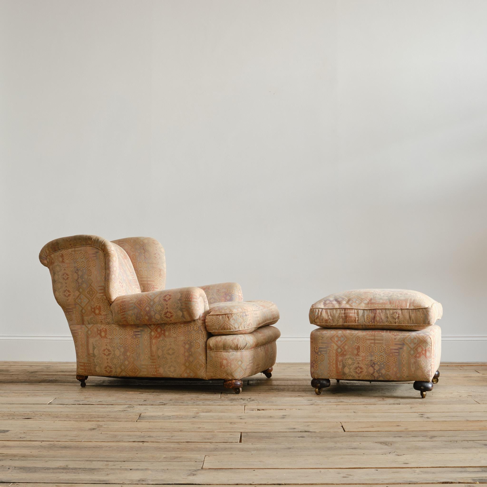 Sillón y reposapiés Harrods Country House Victoriano en venta