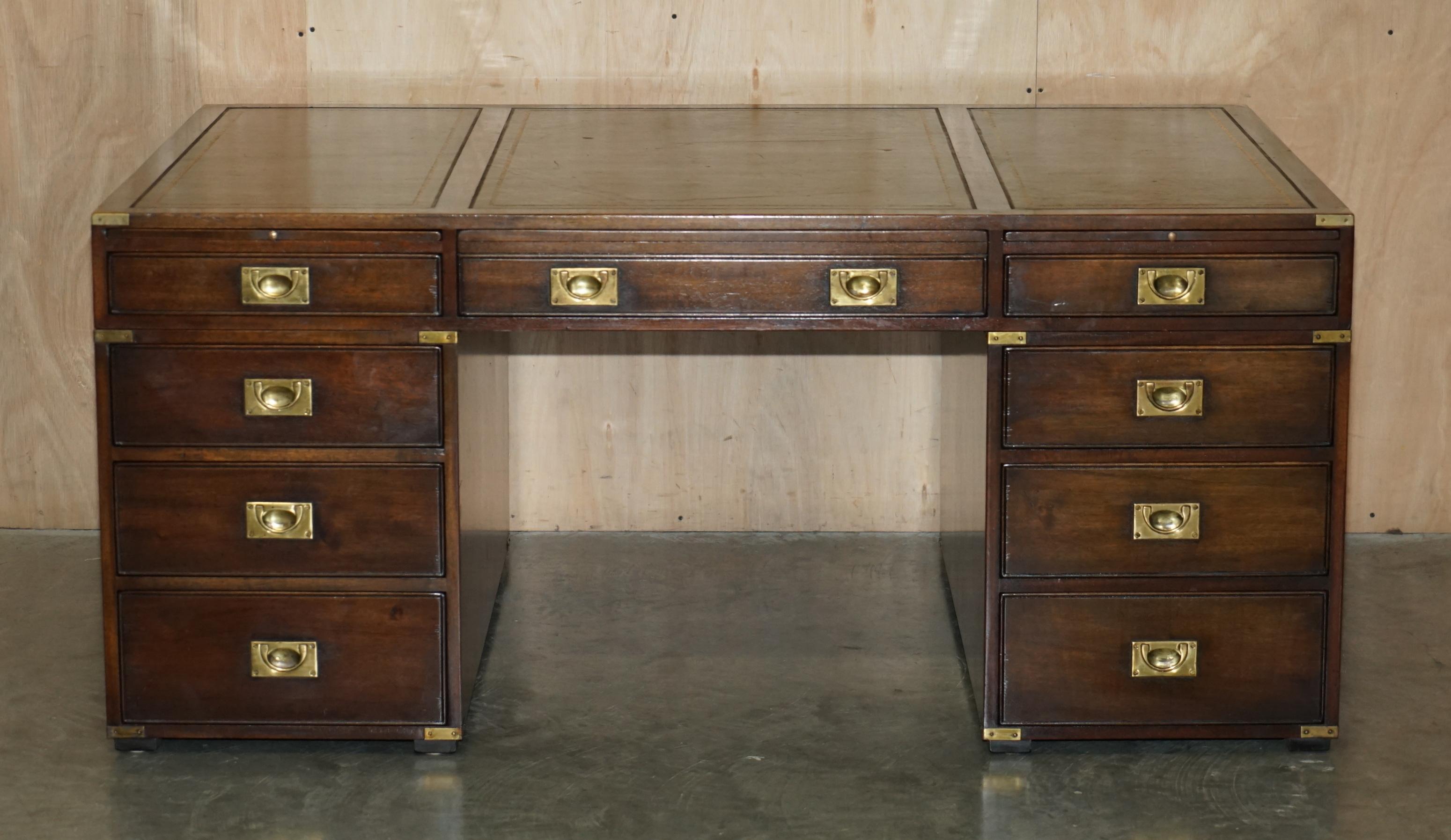 20th Century HARRODS KENNEDY DOUBLE SIDED TWO PERSON MILITARY CAMPAIGN TWiN PEDESTAL DESK For Sale