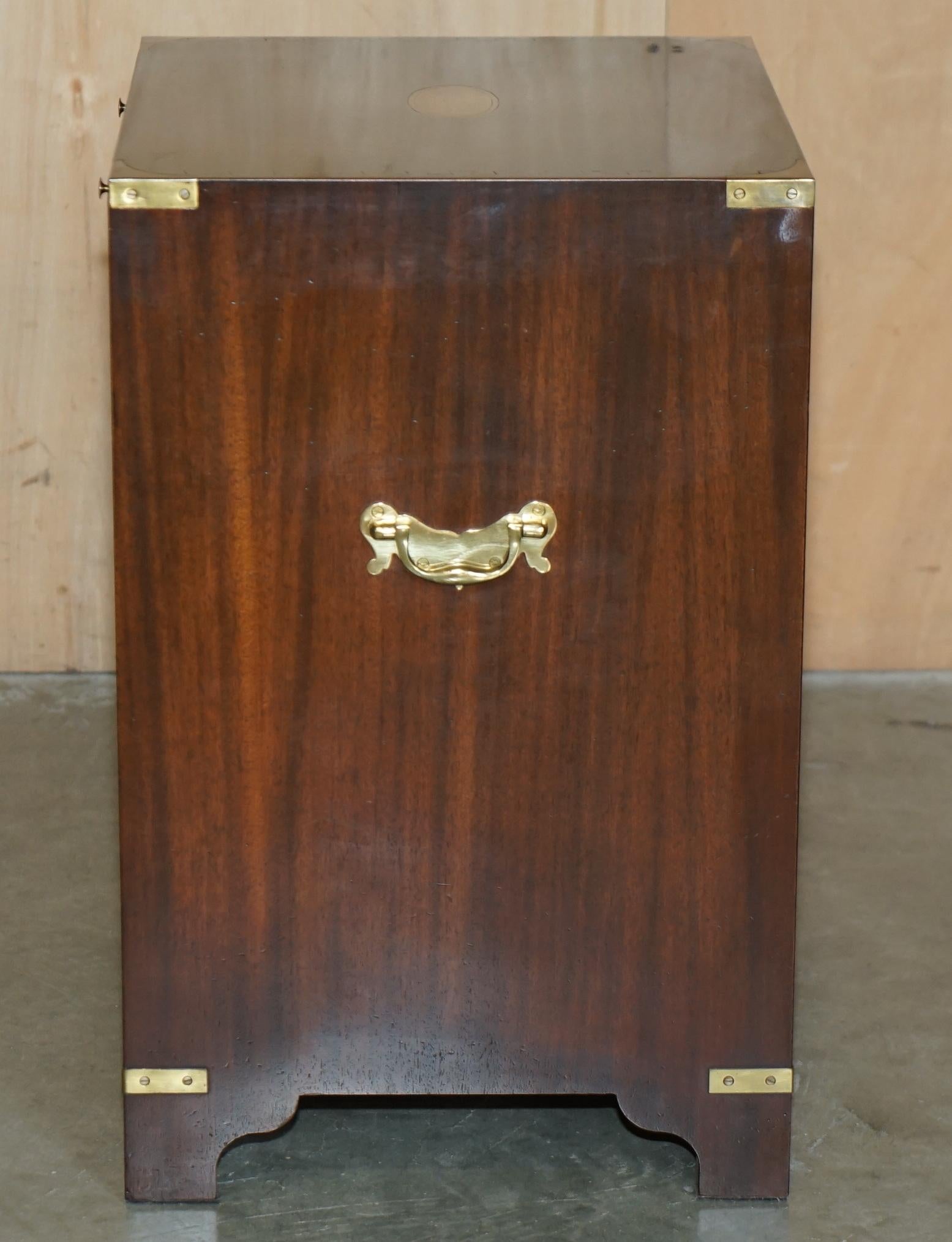 Harrods KENNEDY MILITARY CAMPAIGN SiDE END TABLE DRAWERS INC BUTLERS SLIP TRAY en vente 3