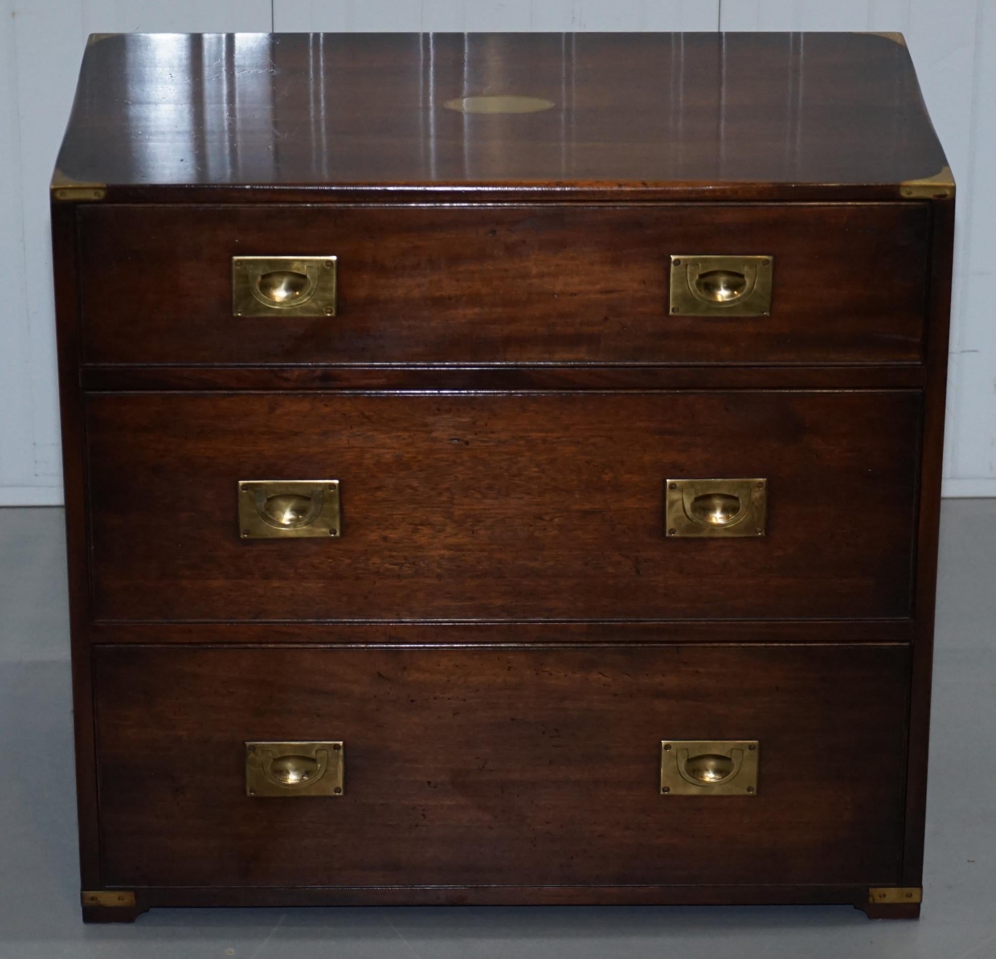 We are delighted to offer for sale this lovely Harrods London Kennedy military campaign chest of drawers

Please note the delivery fee listed is just a guide, it covers within the M25 only.

Kennedy Furniture is all handmade in Ipswich to order,