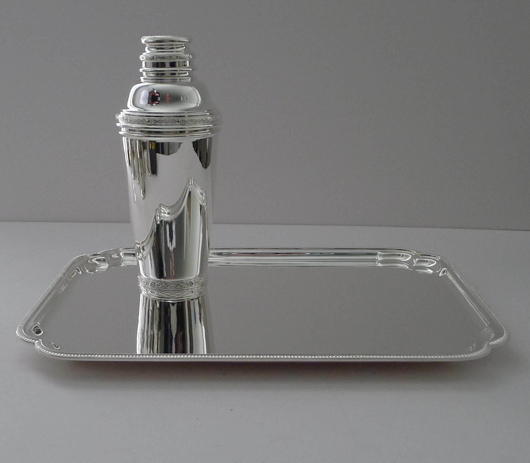 Harrods, Londres - Bandeja plateada para bebidas / cócteles c.1920 principios del siglo XX en venta