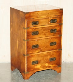 CAMPAIGNE MILITAIRE DE HARRODS CHEST OF DRAWERS BURR YEW BUREAU DE TRAVAIL EN CUIR BRUN