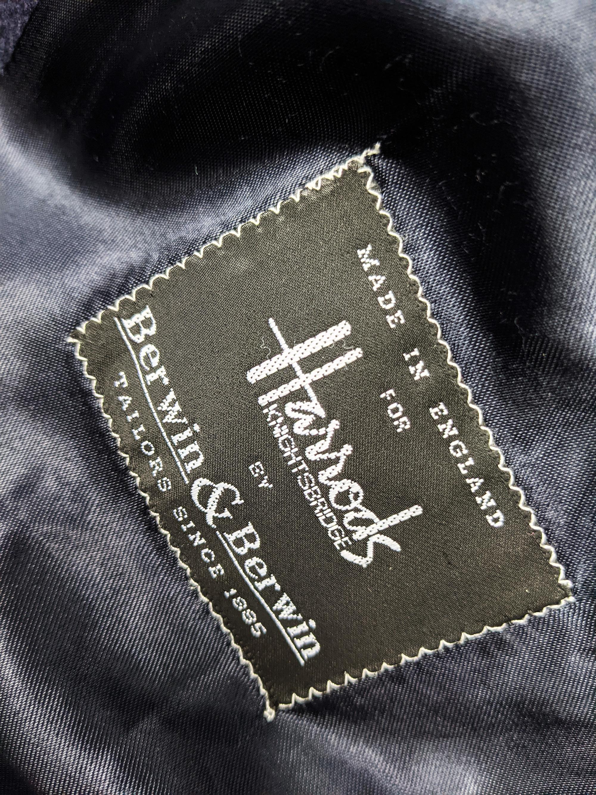 Harrods Vintage Blue Wool Cashmere & Velvet Mens Over Coat For Sale 1