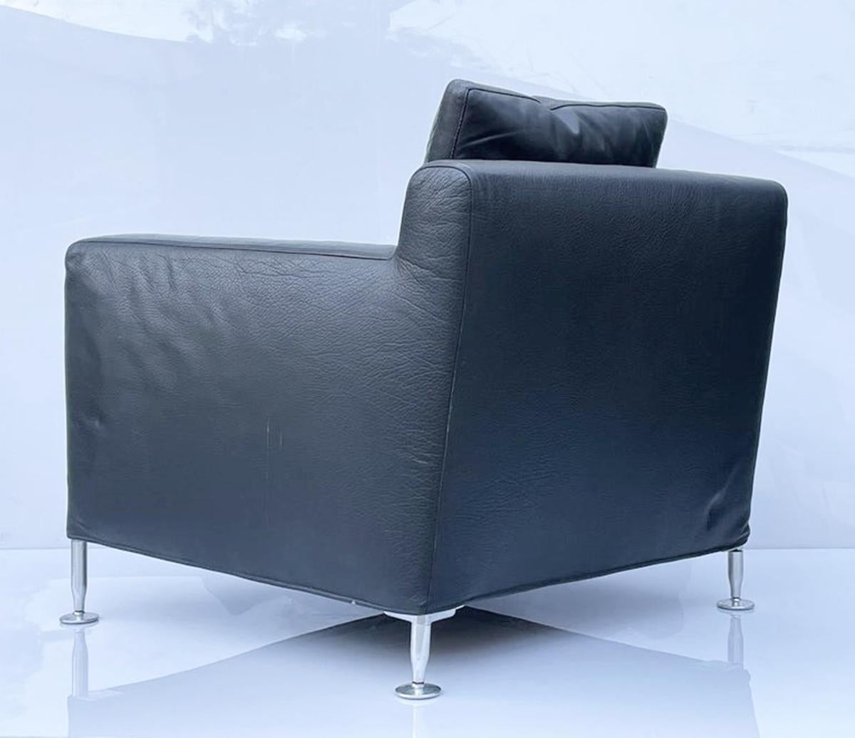 Modern Harry Arm / Club Chair in Black Leather by Antonio Citterio for B&B Italia