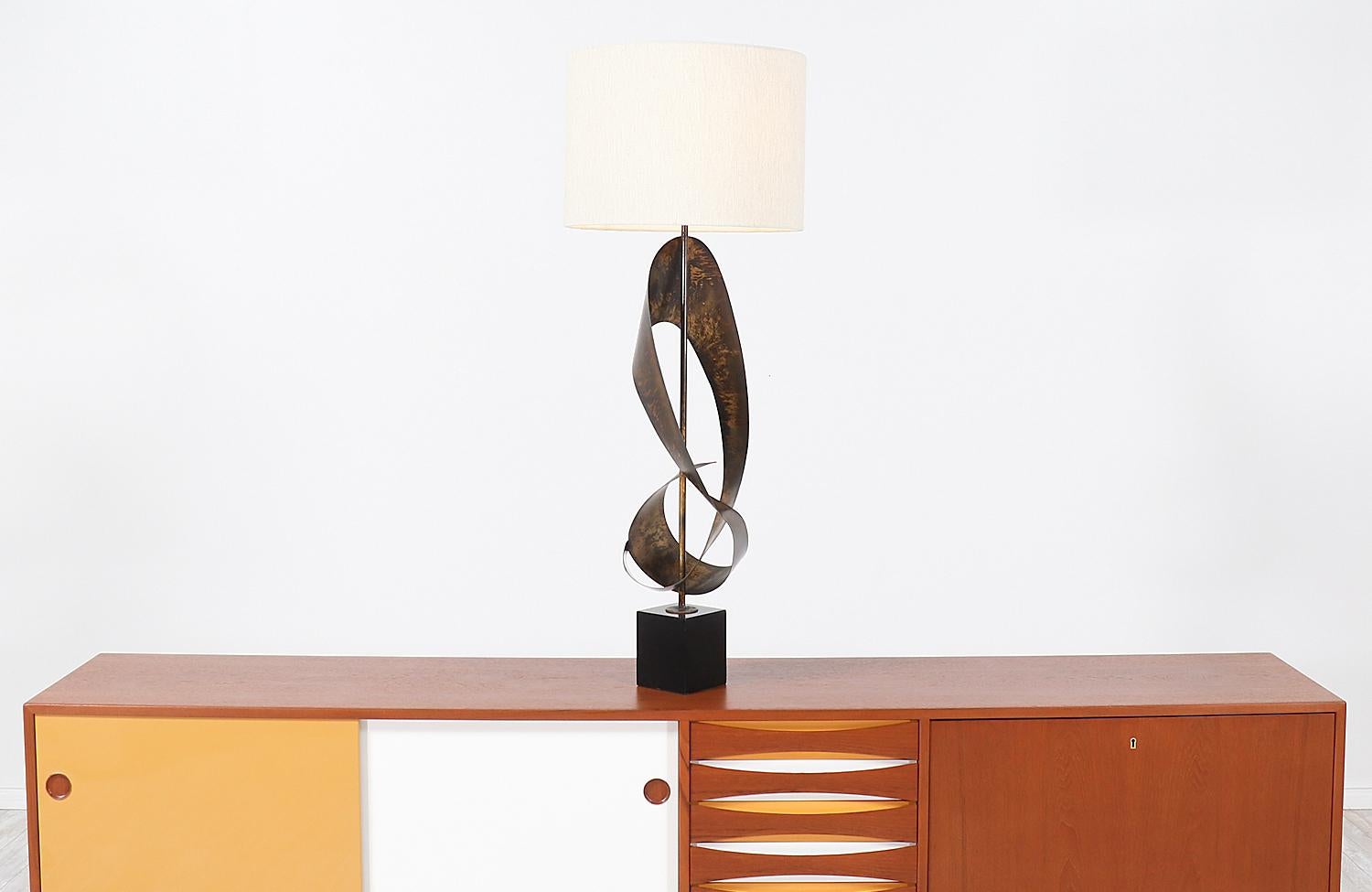 ribbon lamp