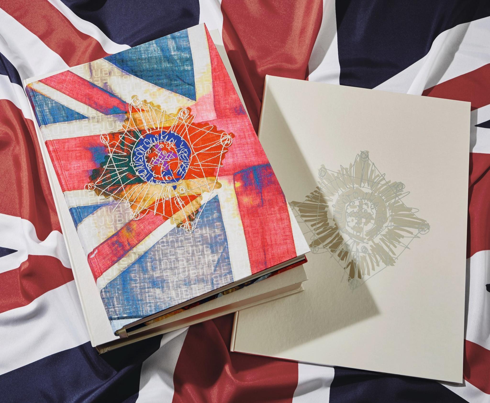 Her Majesty
Art Edition B: Royal Departure

Super Rare Artist's Proof (AP 063)
Incl. Harry Benson's Originally Signed Gelatin Silver Print
Completely New & Factory-Sealed

TASCHEN  2013

Art Edition of 500 copies + 50 artist's proofs (APs), each
