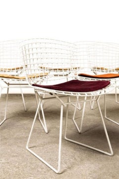 Harry BERTOIA (1915–1978) for KNOLL INTERNATIONAL, publisher. 4 "Diamond" Chair