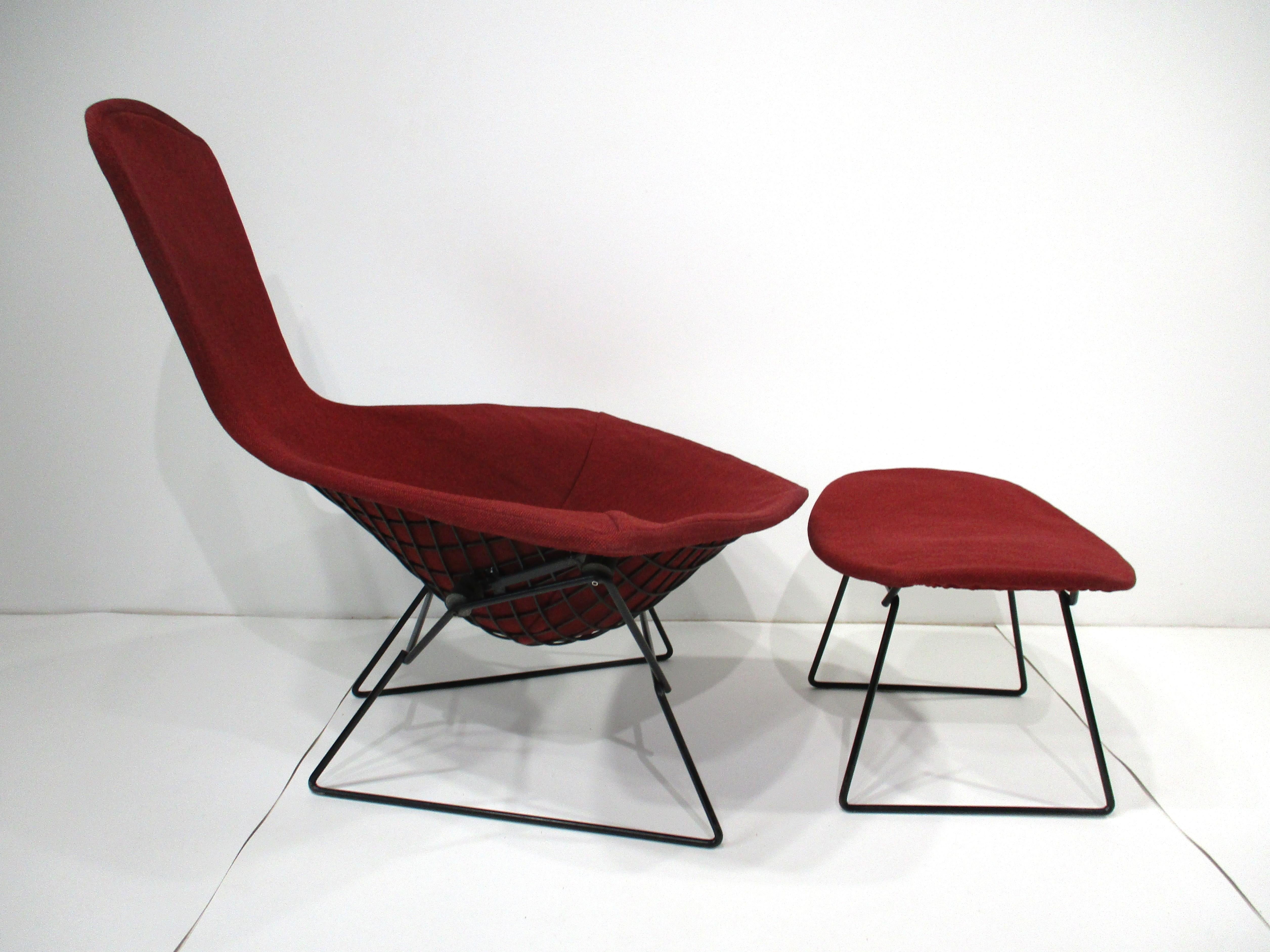 Mid-Century Modern Harry Bertoia Bird Chair w/ Ottoman for Knoll For Sale
