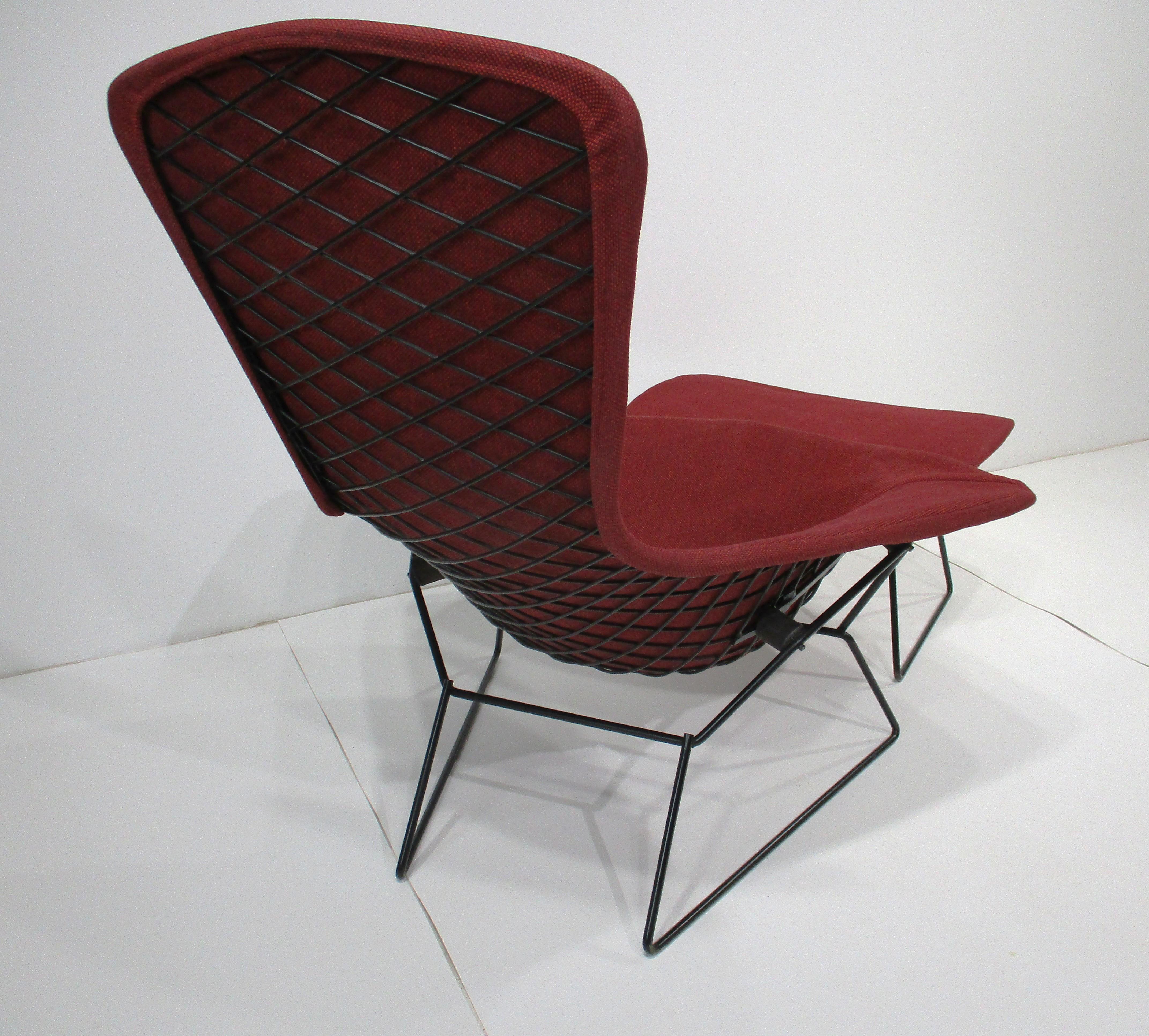 Harry Bertoia Bird Chair w/ Ottoman for Knoll In Good Condition For Sale In Cincinnati, OH
