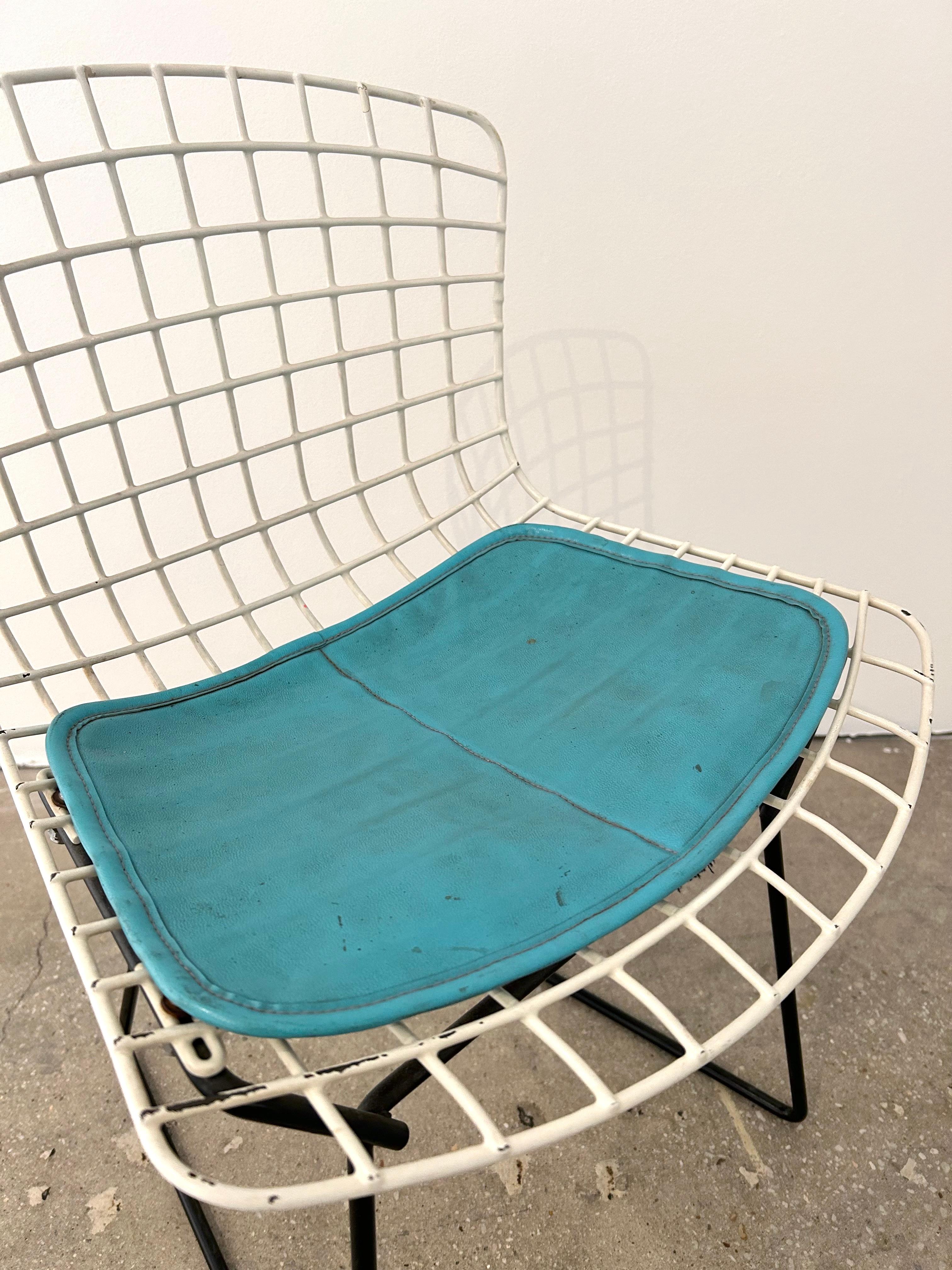Metal Harry Bertoia Child's Chair in White with Original Knoll Seat Pad For Sale