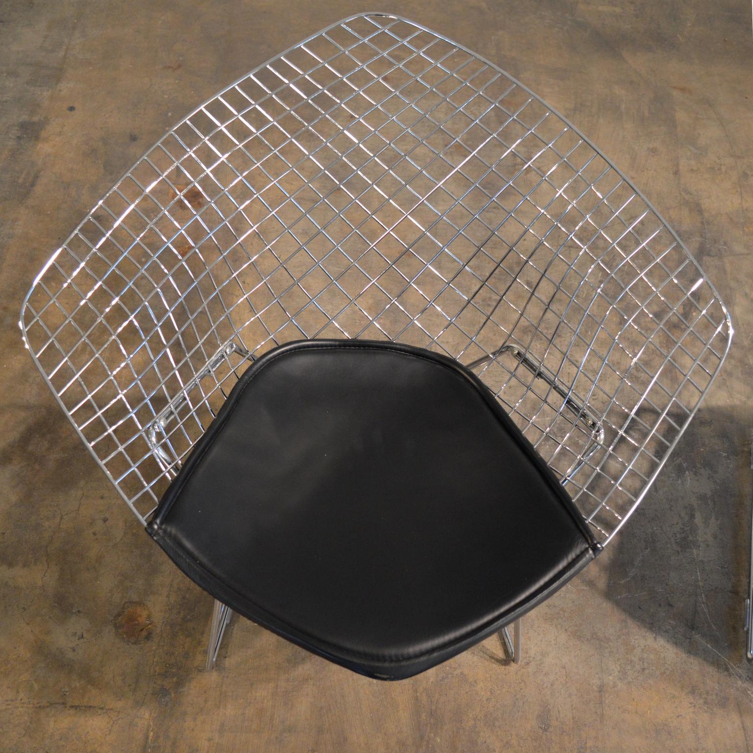 Harry Bertoia Chrome Diamond Chairs by Knoll with Black Seat Covers In Good Condition In Portland, ME