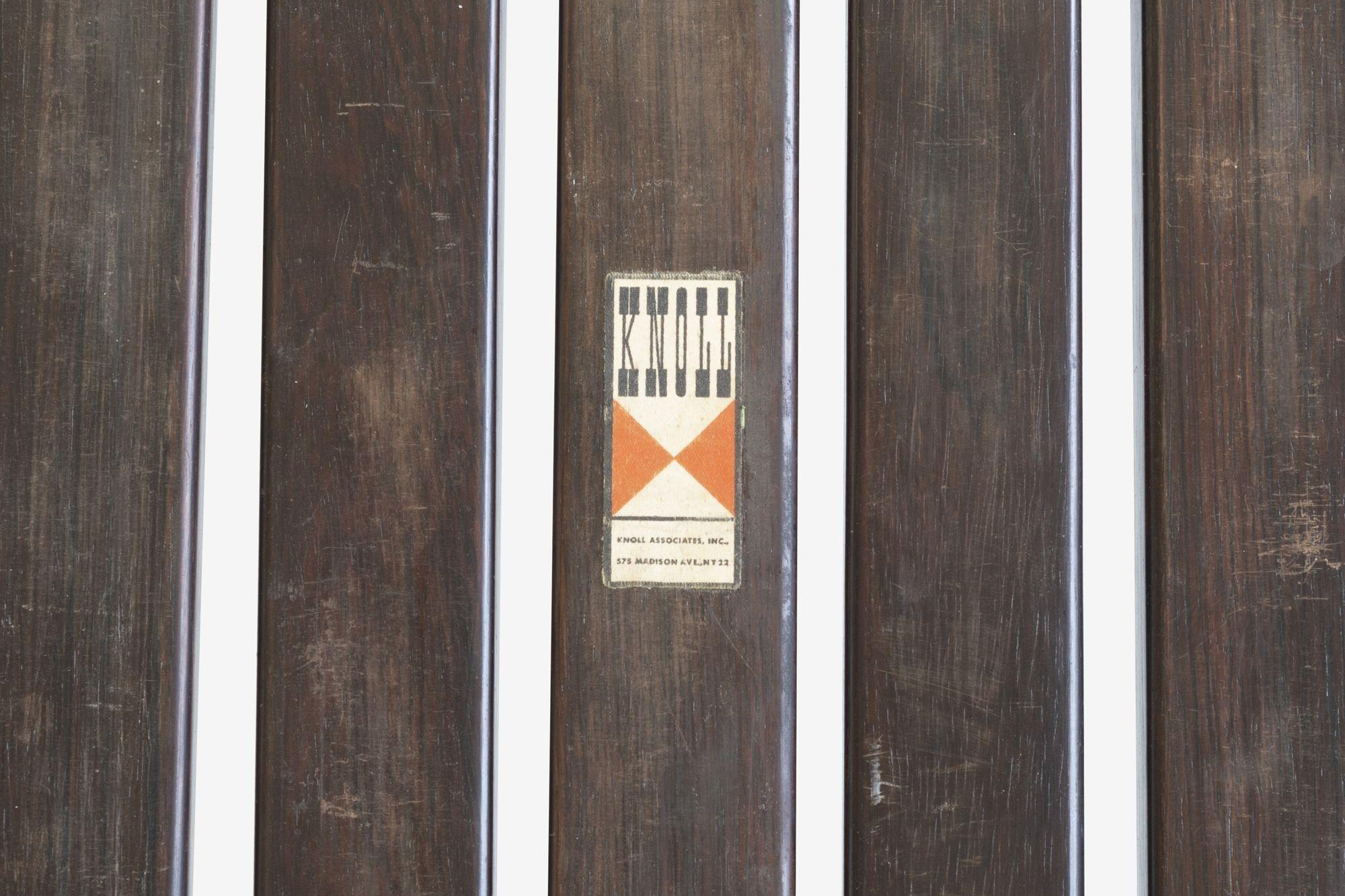 Harry Bertoia Primer banco de listones de palisandro macizo1951 Primer año de producción Palo de rosa en venta