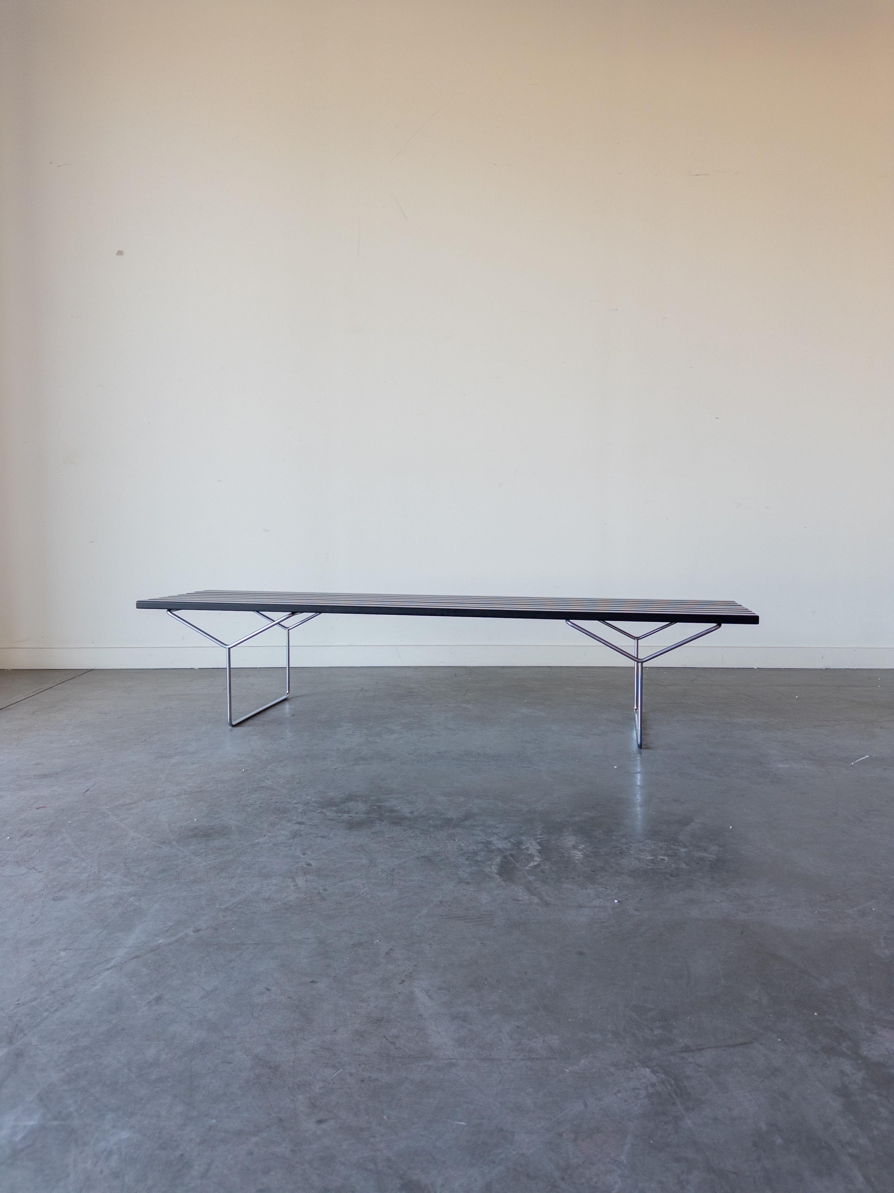 Harry Bertoia for Knoll Associates Slatted Bench, 1980s In Good Condition For Sale In New York, NY
