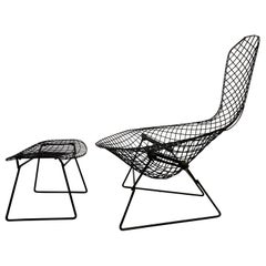 Harry Bertoia pour Knoll « Chaise Bird Chair » et pouf