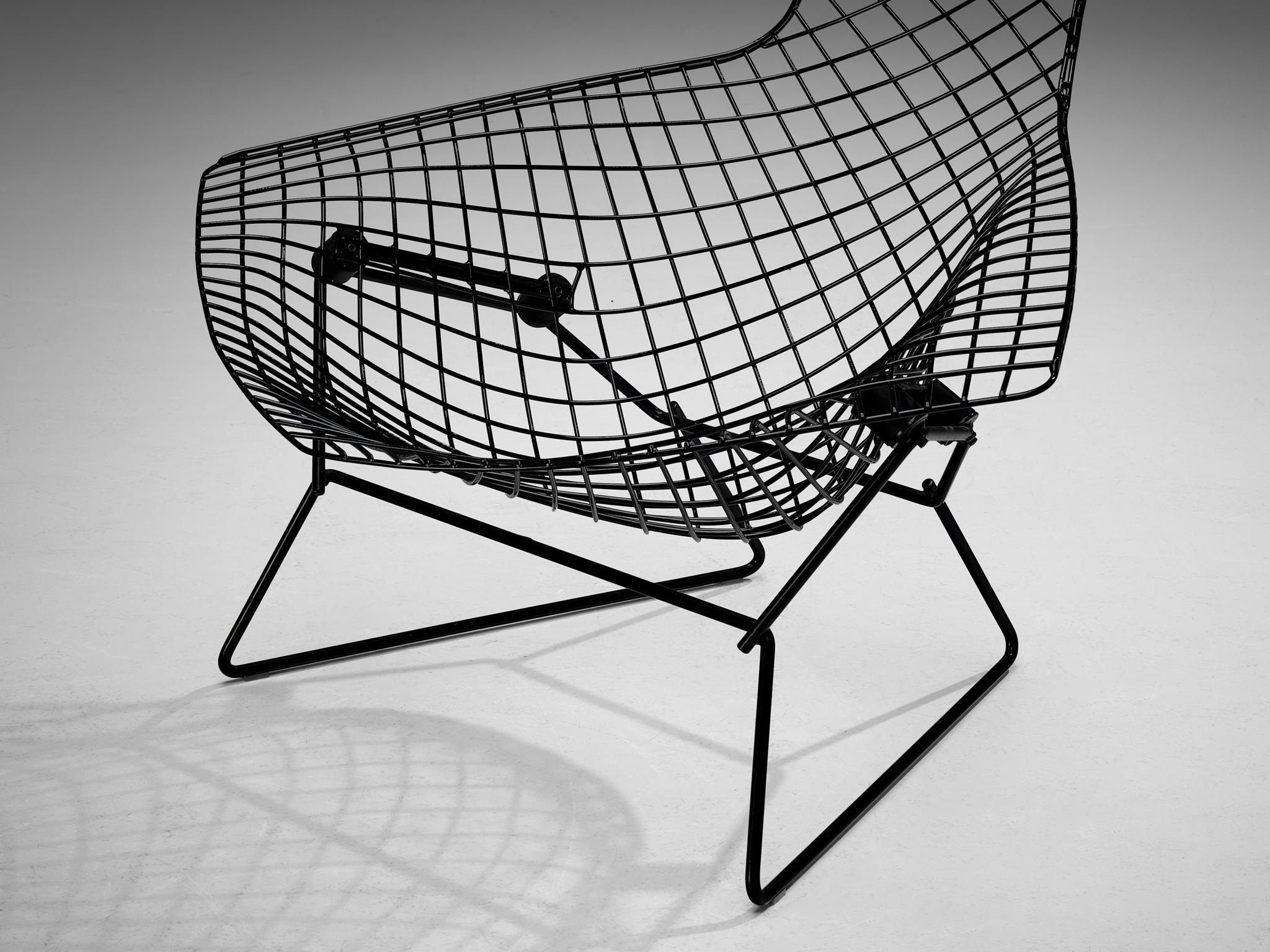 Milieu du XXe siècle Harry Bertoia pour Knoll fauteuil de salon Bird avec ottoman en acier soudé  en vente
