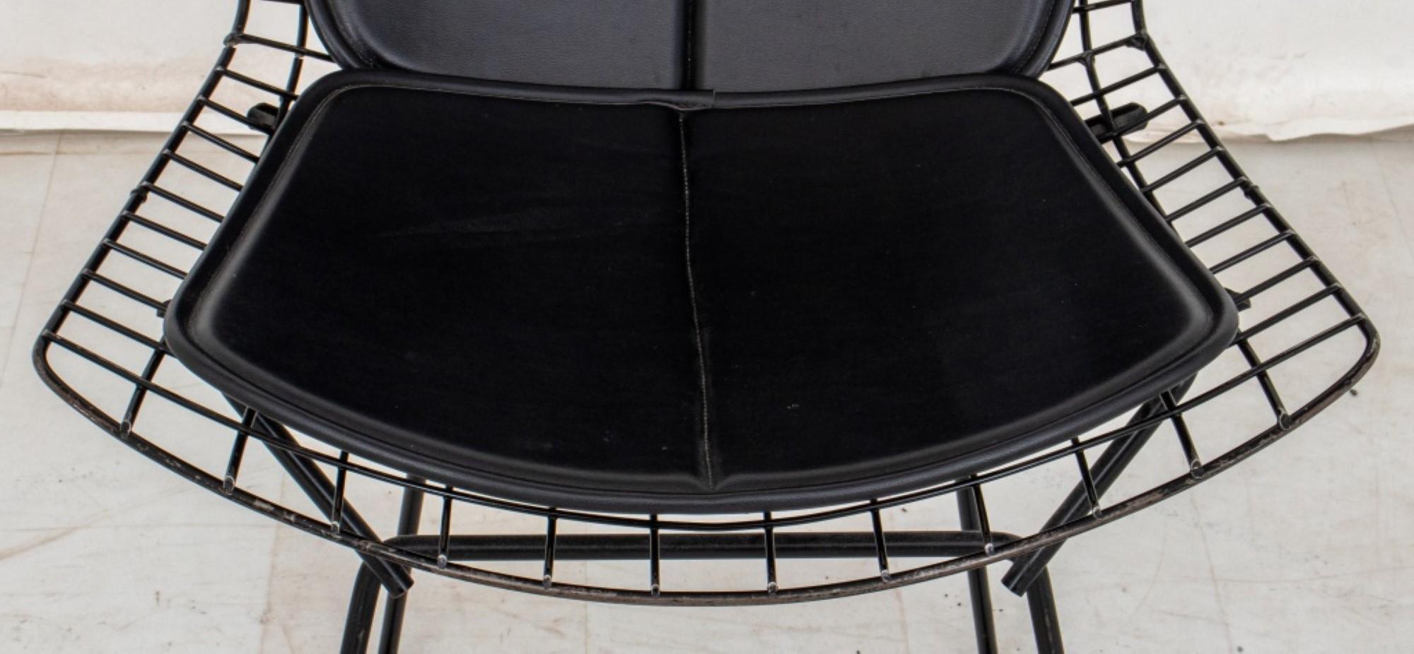 Harry Bertoia for Knoll Black Wire Chair For Sale 1