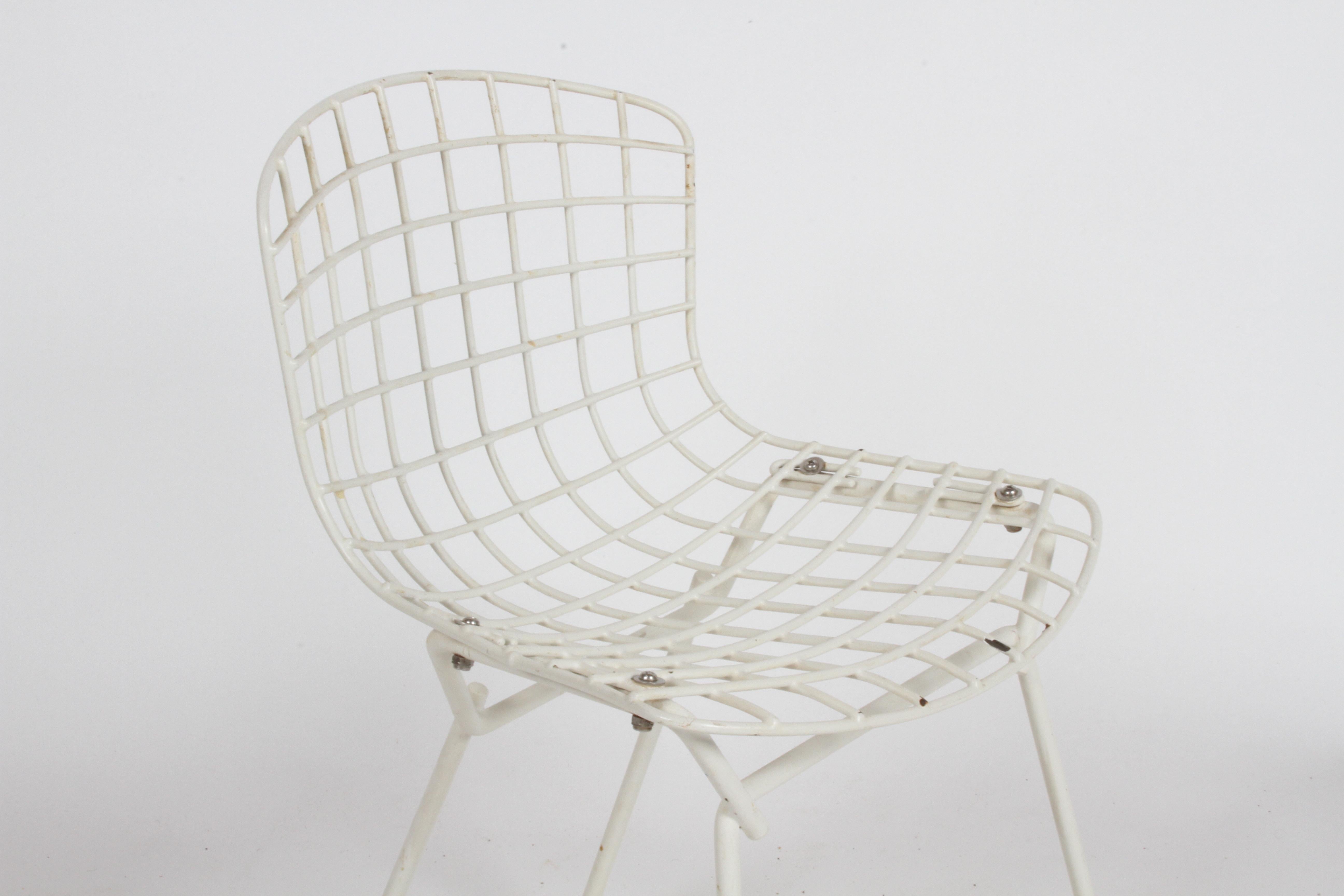 Harry Bertoia for Knoll Child's Side Chair In Good Condition In St. Louis, MO