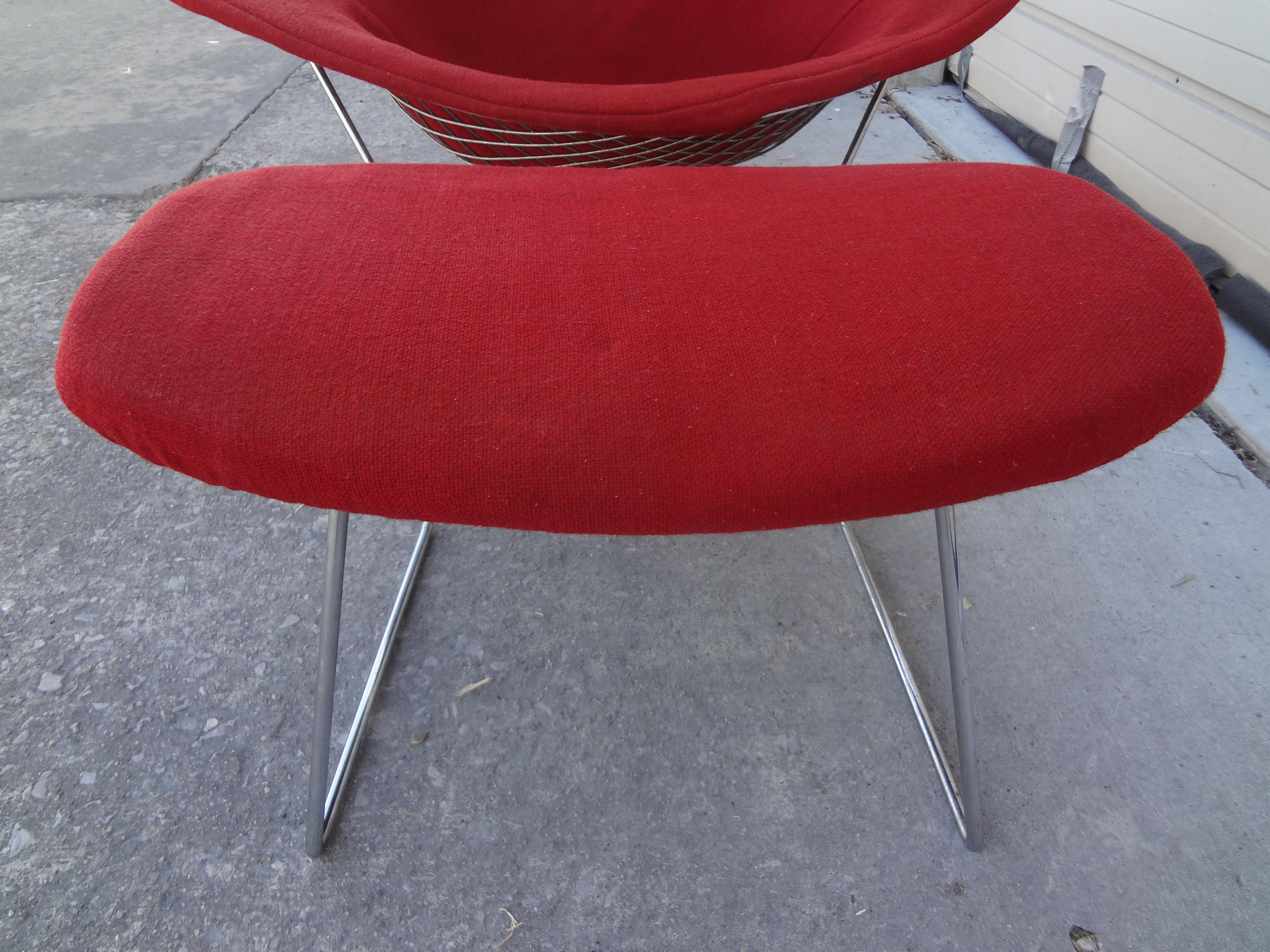 Harry Bertoia for Knoll International Bird Chair and Ottoman In Good Condition For Sale In Houston, TX