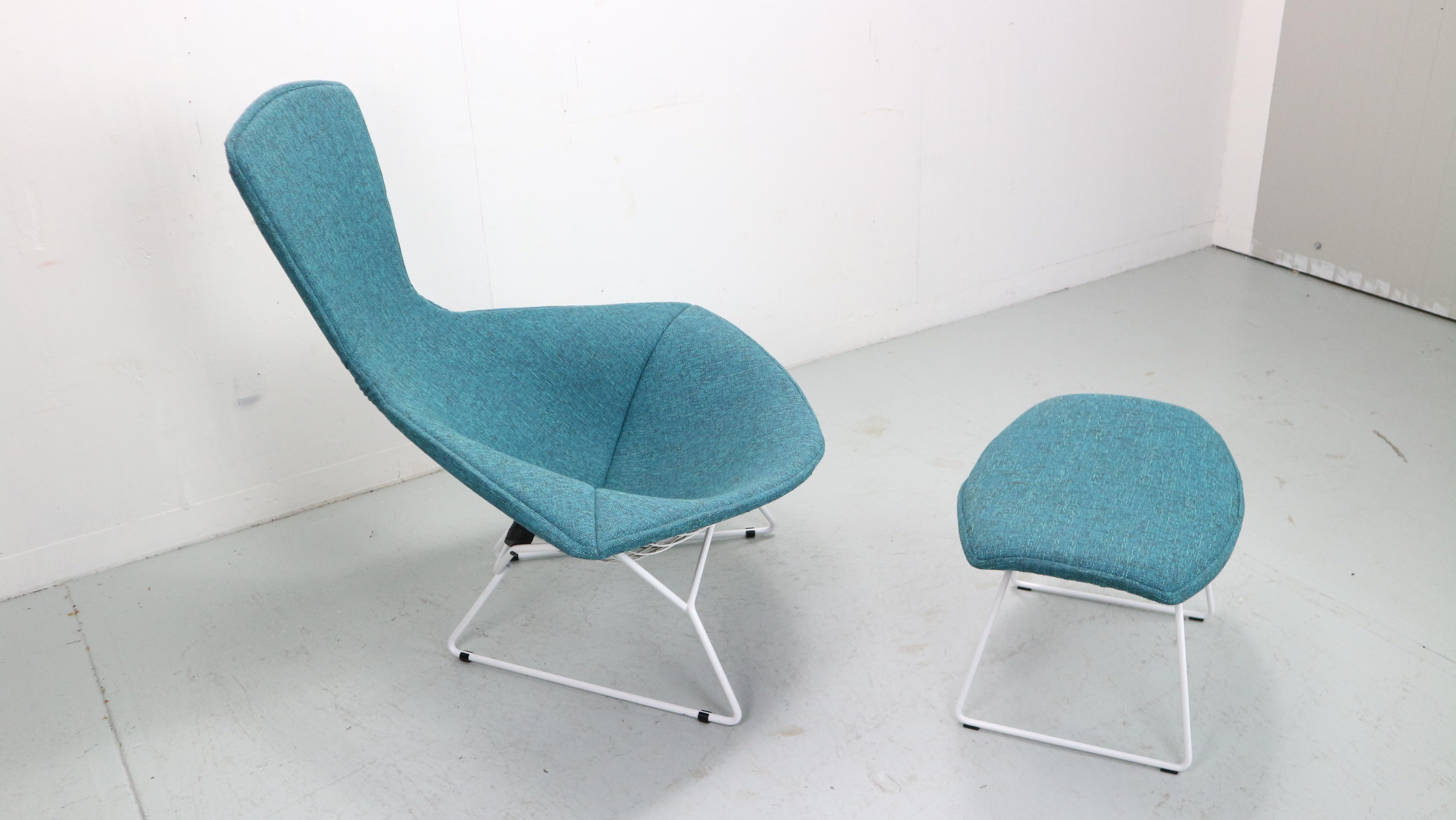 Metal Harry Bertoia for Knoll International Bird Chair and Ottoman For Sale