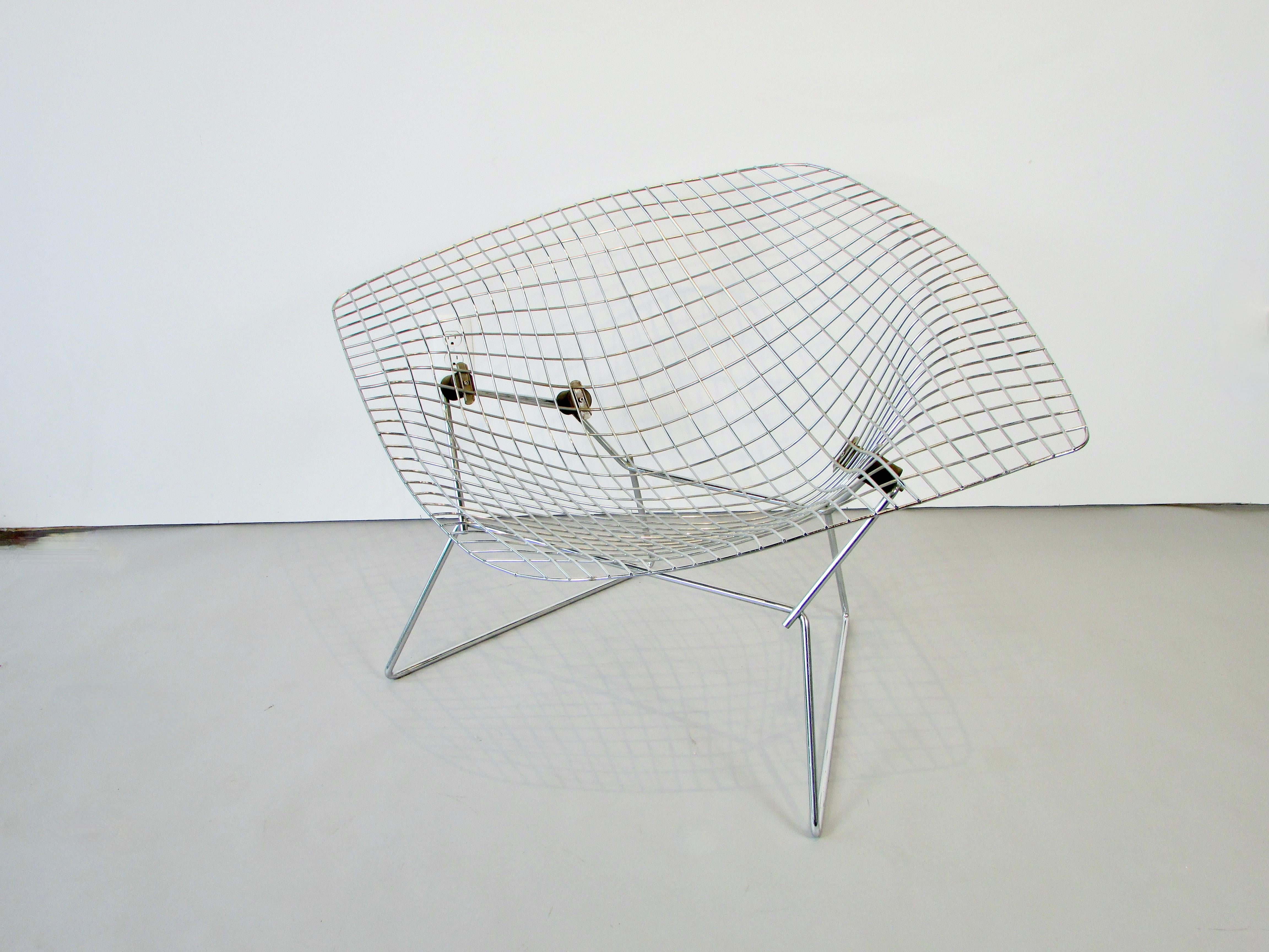 Mid-Century Modern Harry Bertoia for Knoll Large Chrome Diamond Chair For Sale